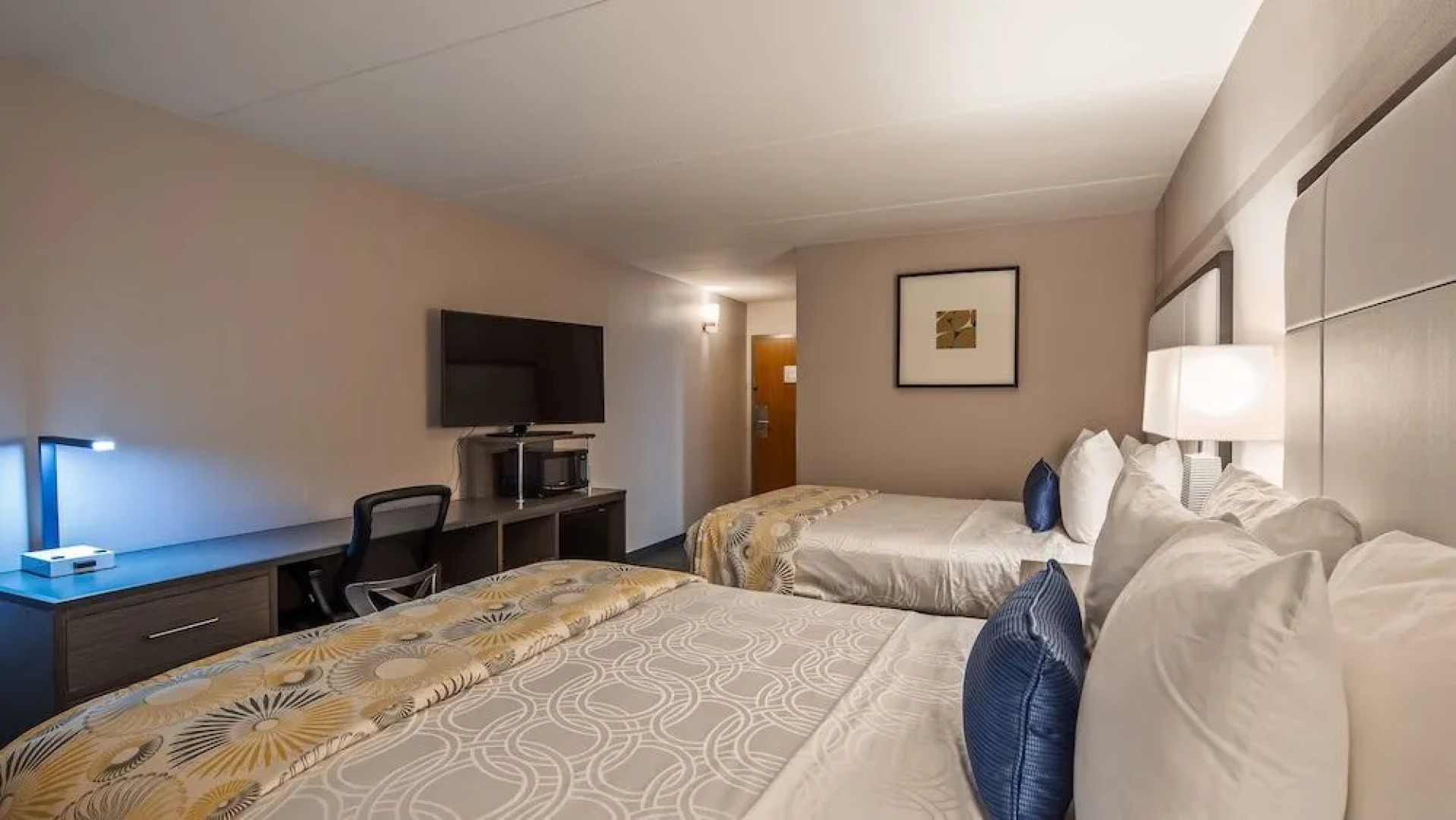 B/W Plus Columbia River Hotel & Conference Ctr