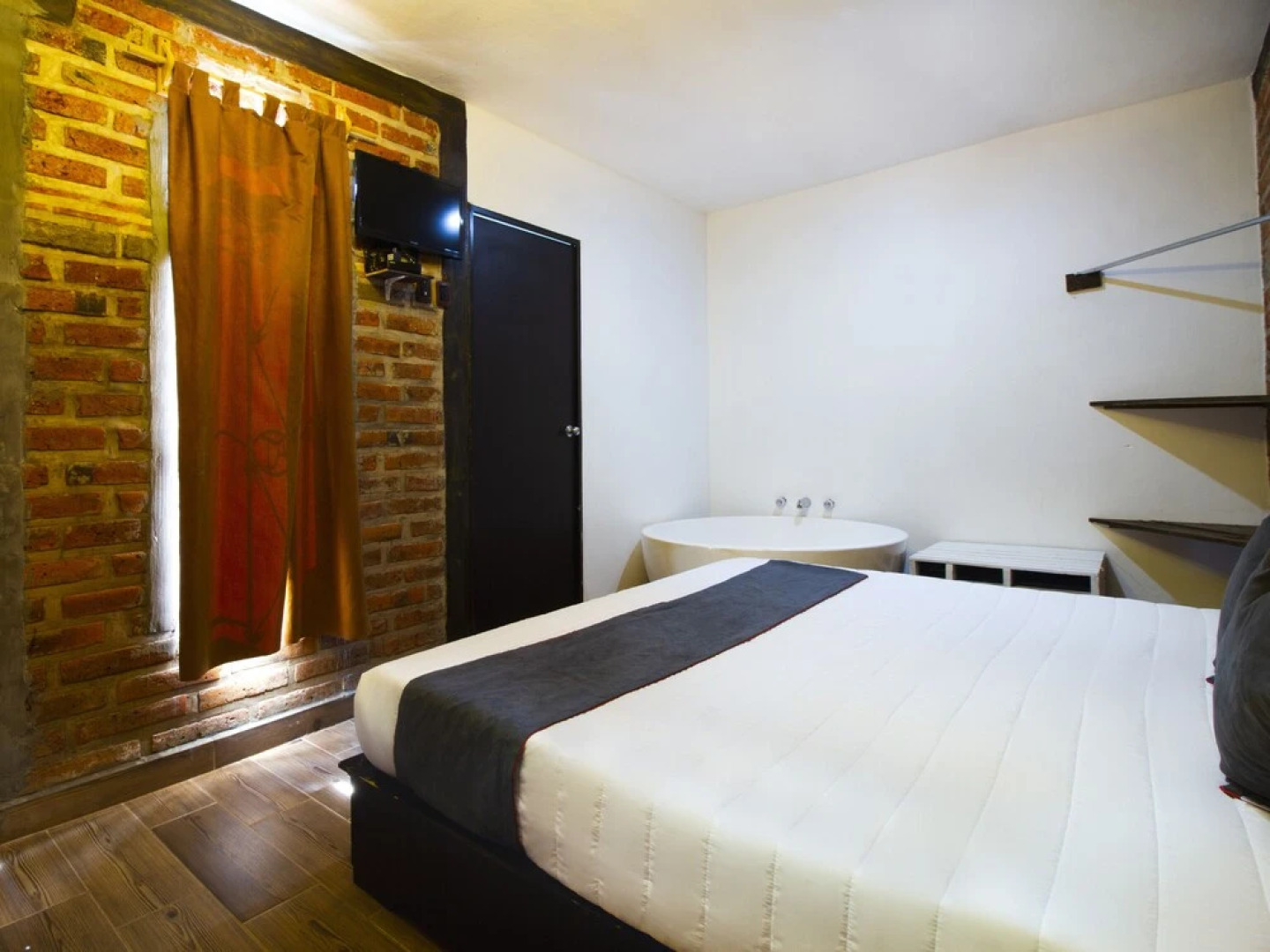 Hotel Cabañas Azul Tequilana