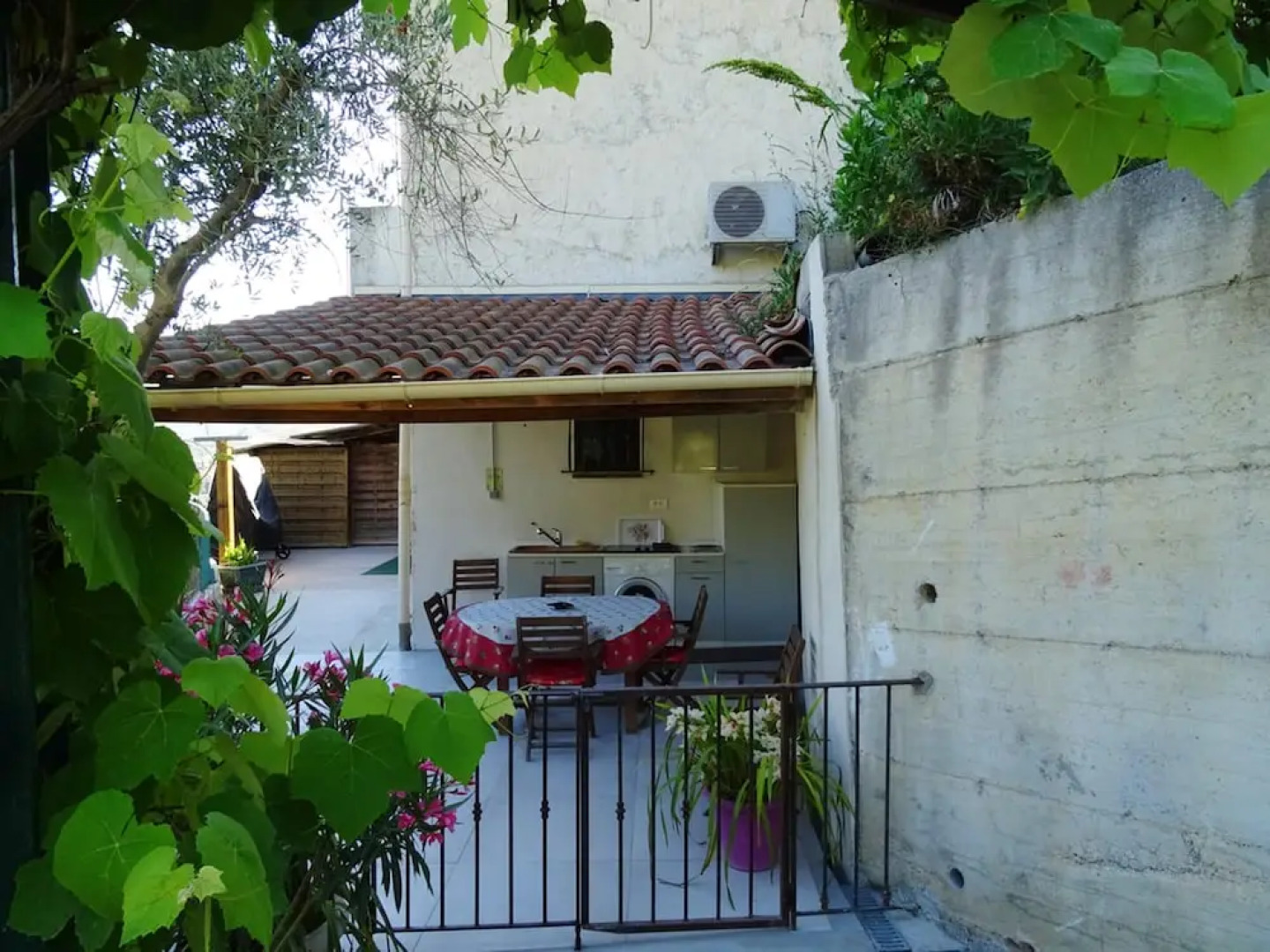 Apartment with One Bedroom in Castagniers, with Wonderful Mountain View, Shared Pool, Furnished Garden - 15 Km From the Beach