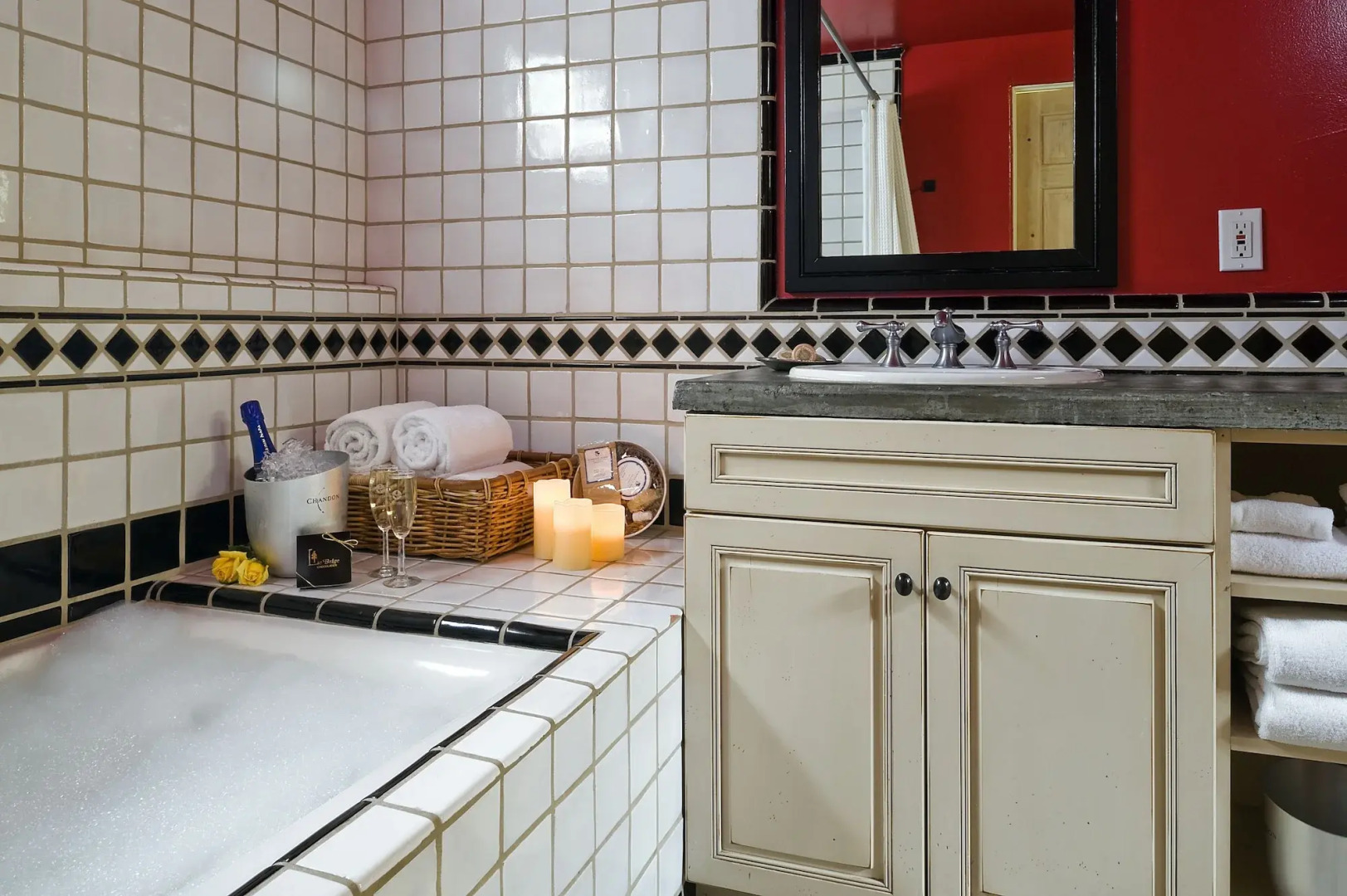 Lavender, A Four Sisters Inn