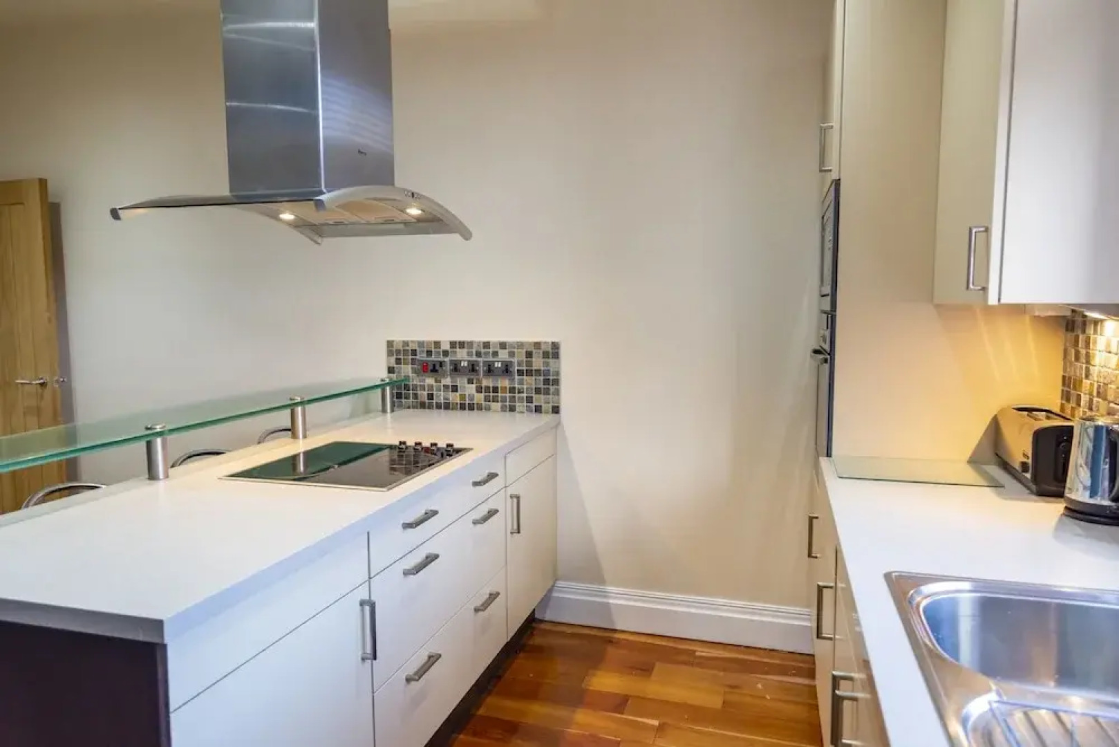 Luxury Apt No 1 - Two Bed Apartment