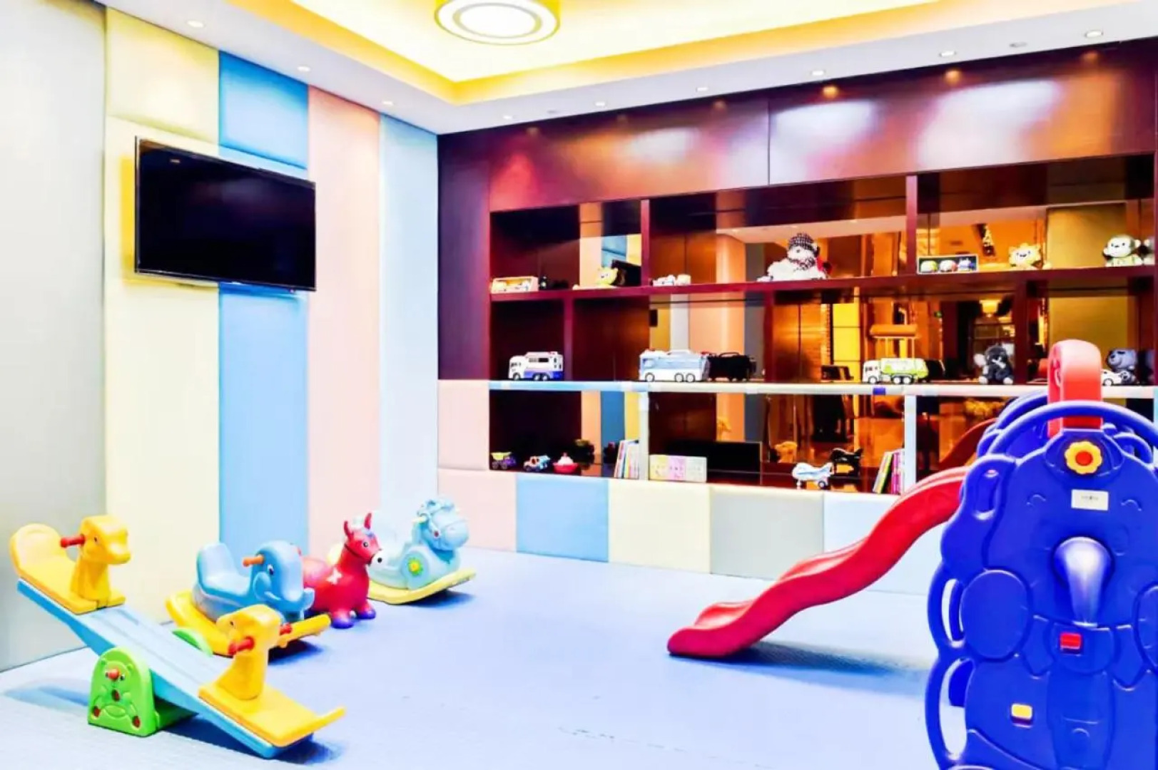 Howard Johnson Tropical Garden Plaza Kunming