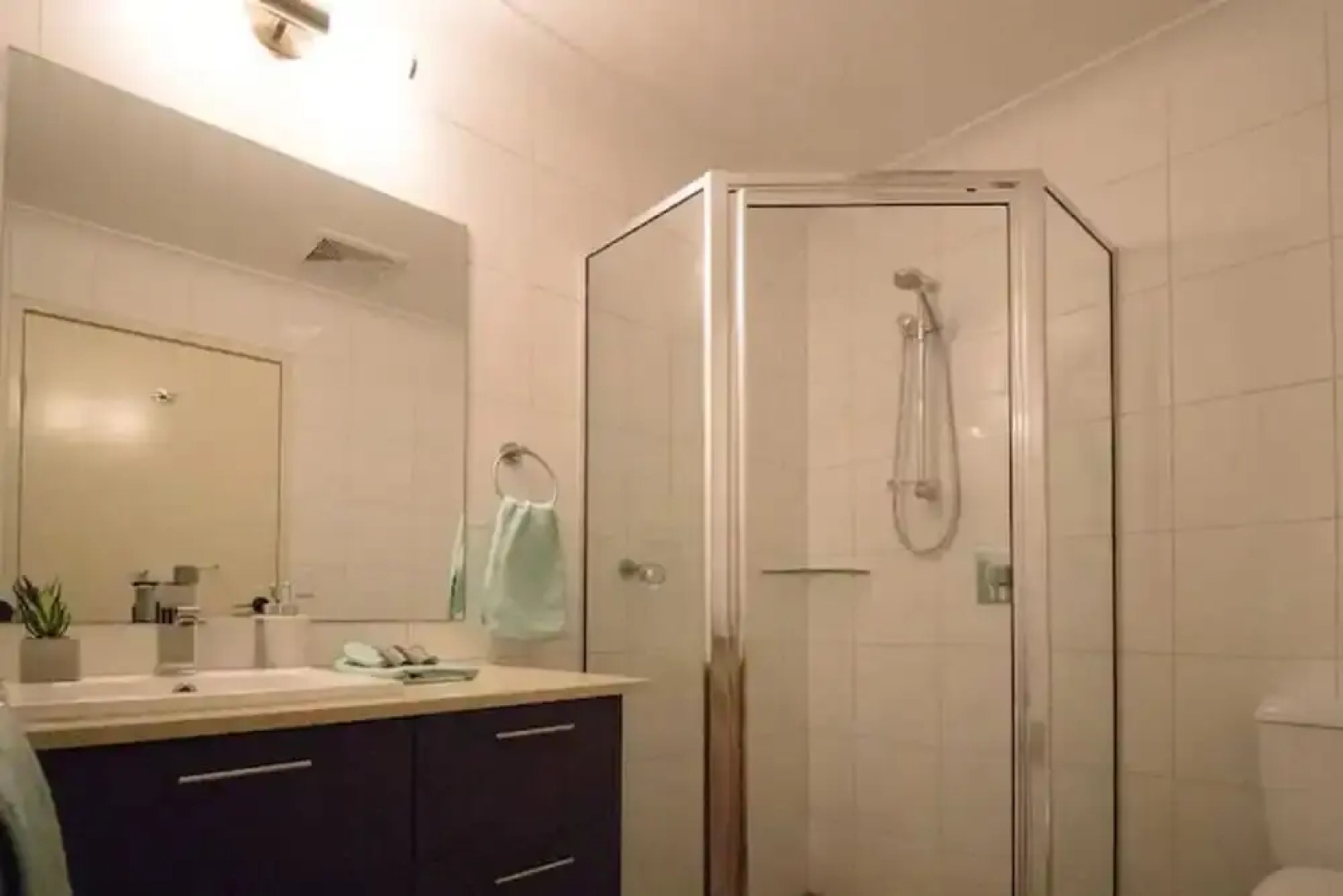 ZEN QUEST - 2 Bedroom Apartment