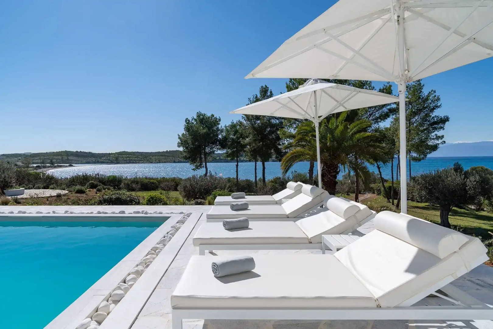 Golden Land Goutos I