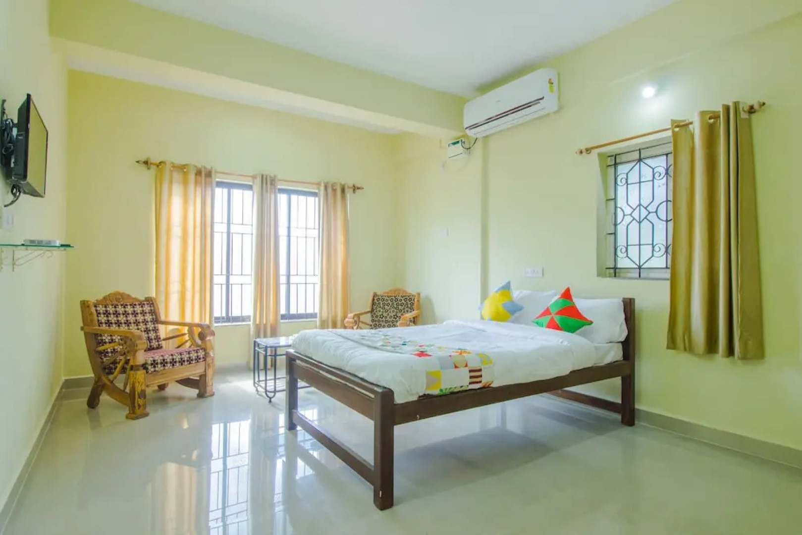 OYO 22002 Home Spacious Studio Uddo Beach