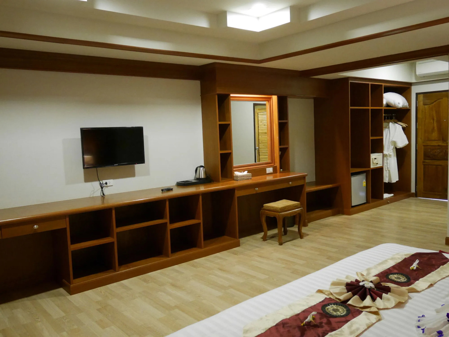 The Sunset Beach Resort Koh Kho Khao