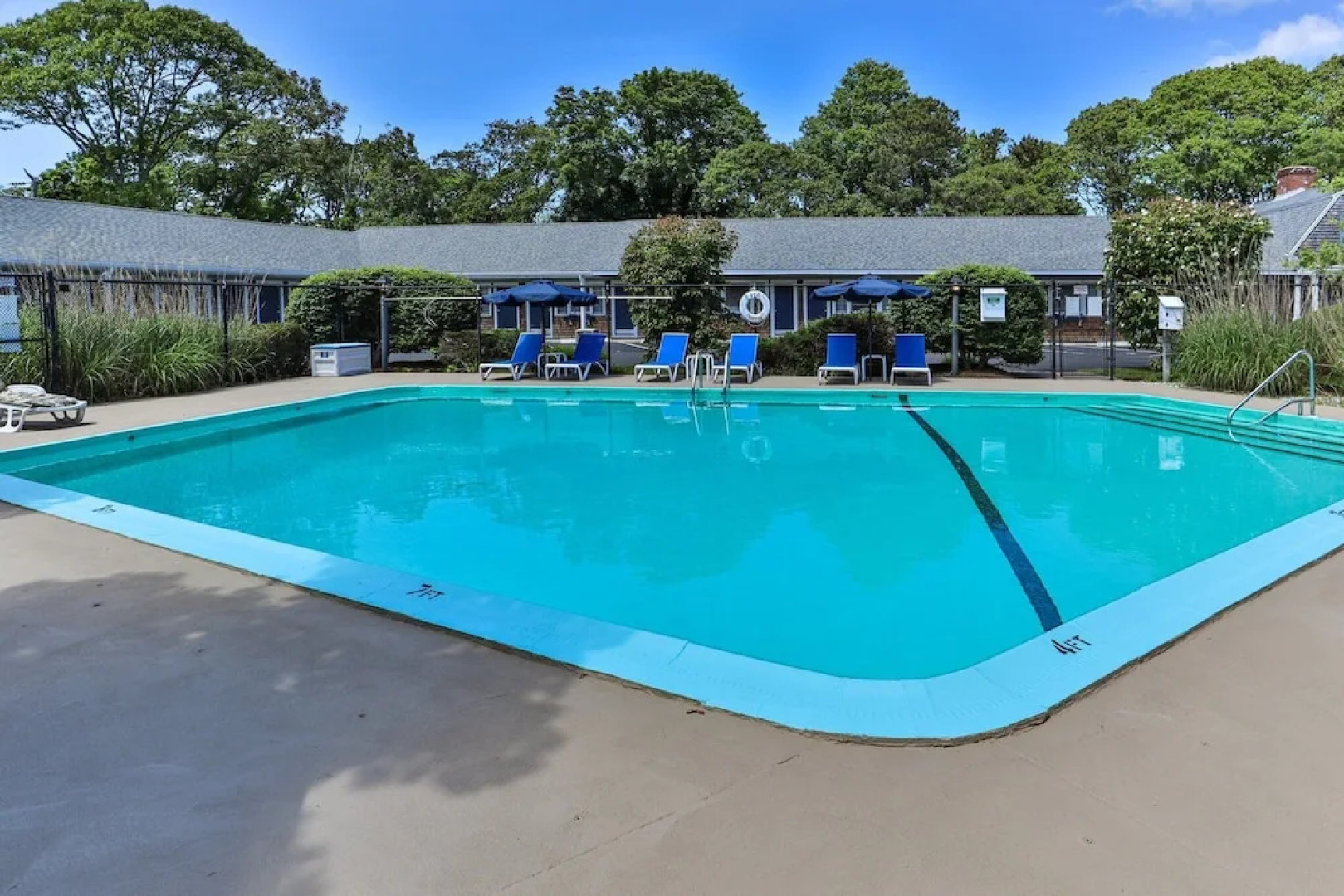 Handkerchief Shoals Inn