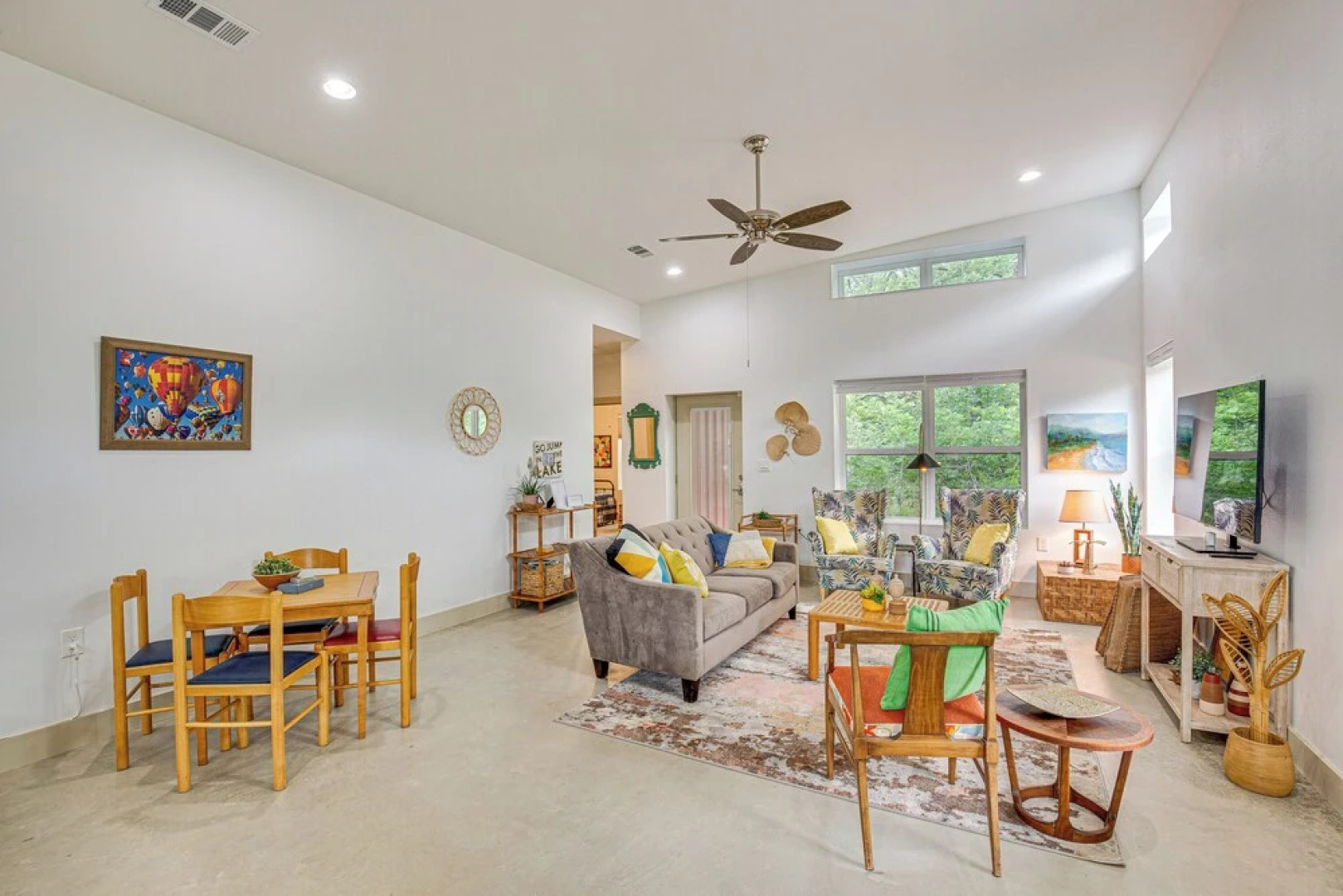 Tranquil Retreat: Half-mi to Cedar Creek Reservoir