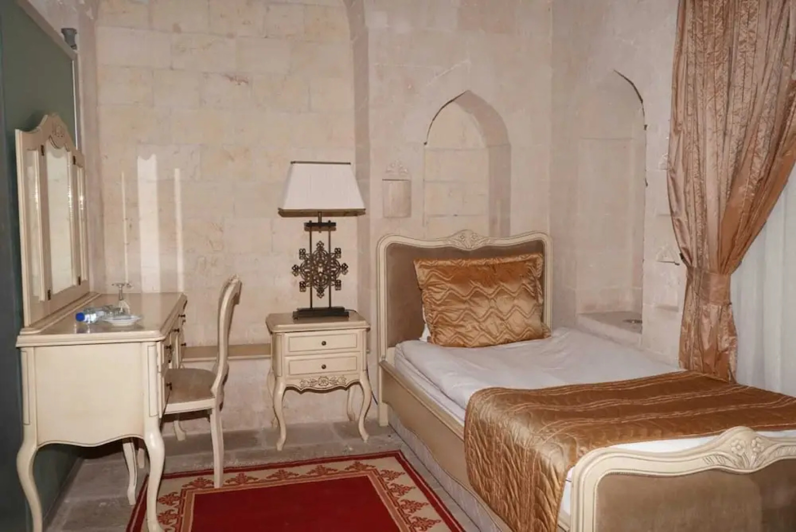 Artuklu Universitesi Sahtana Konagi