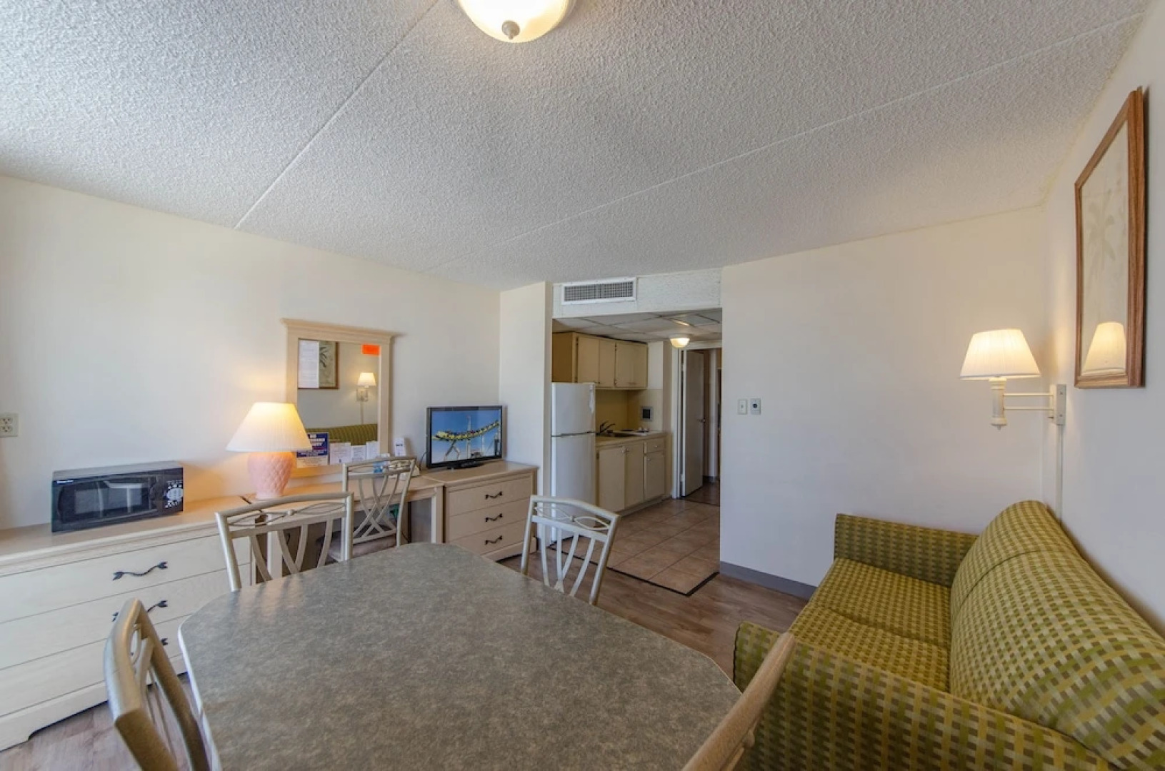 Royal Hawaiian Motel