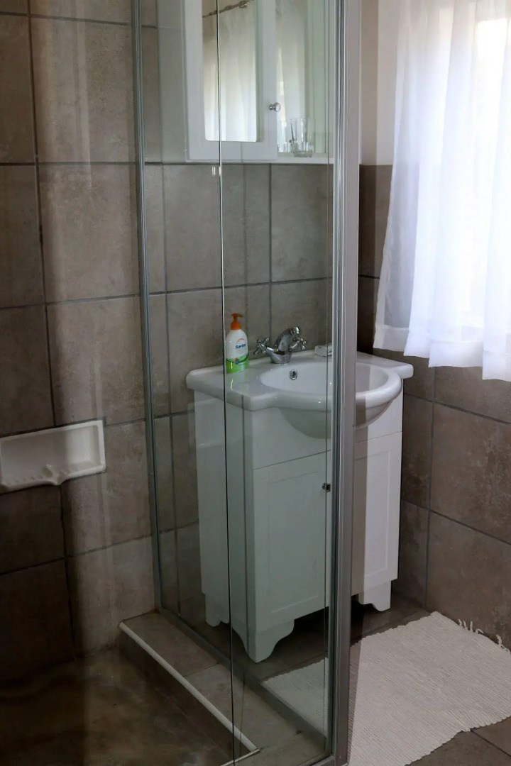 Belfield Wines and Farm Cottages