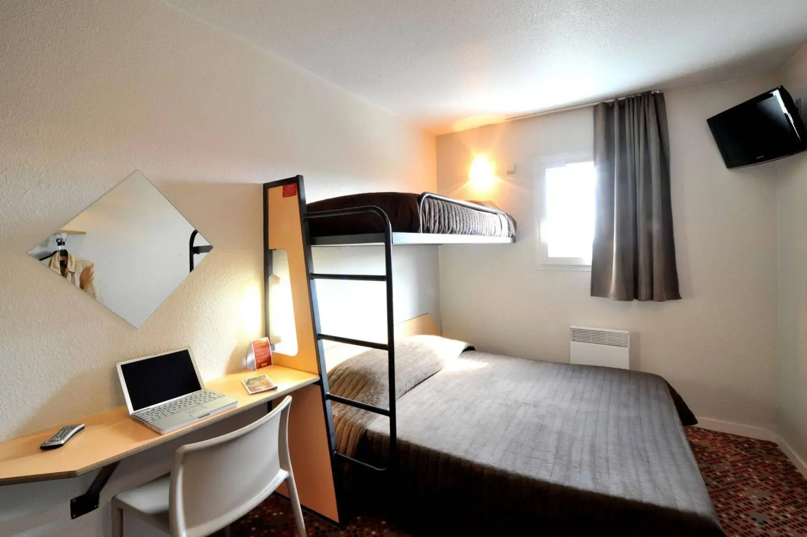 Welcomotel Coignières