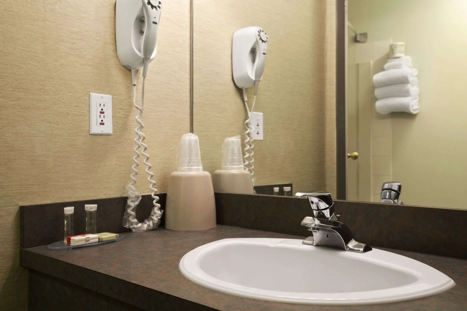 Super 8 by Wyndham Revelstoke BC