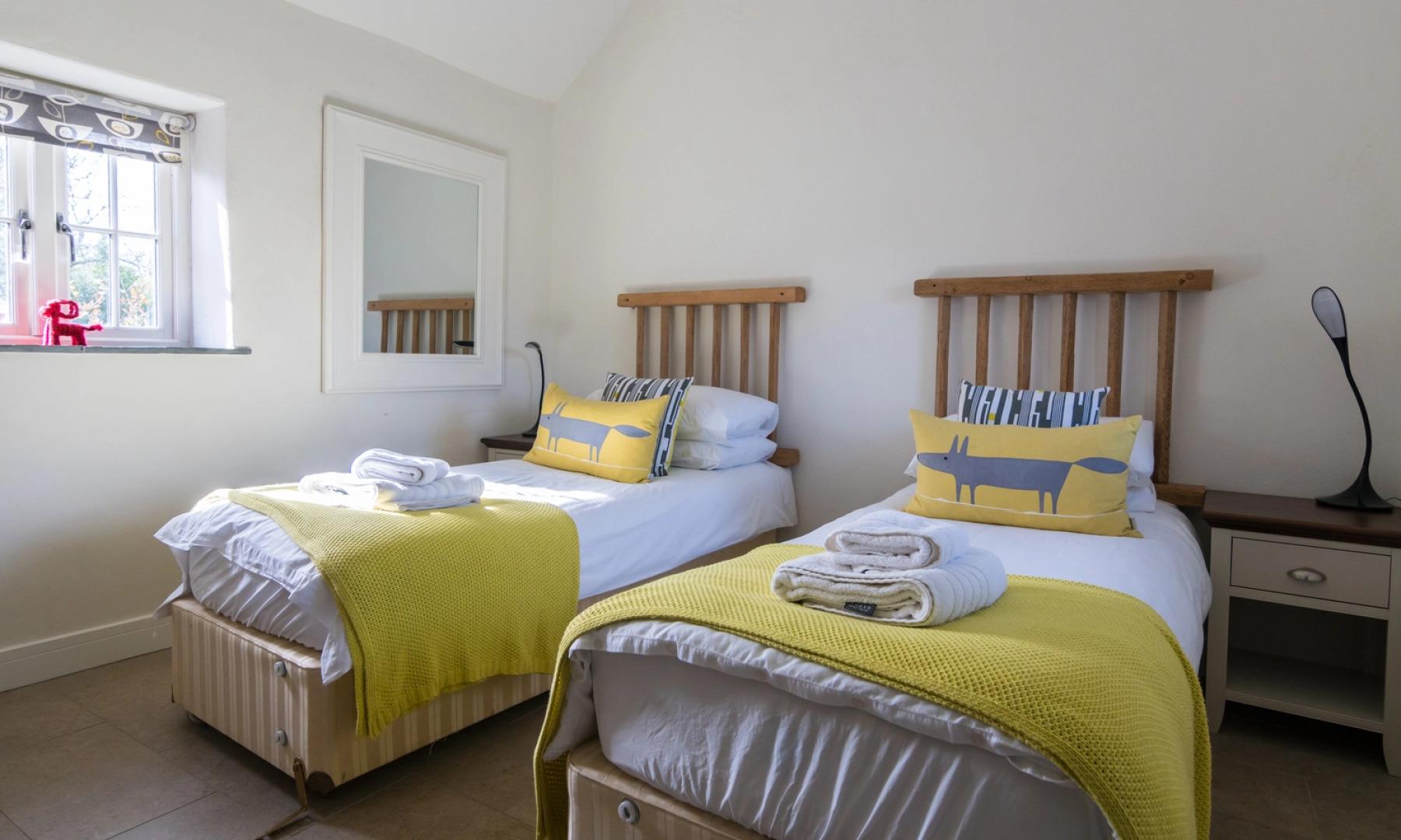 The Dairy - Luxury Cottage Hot Tub and Summer House Countryside Views Pet Friendly