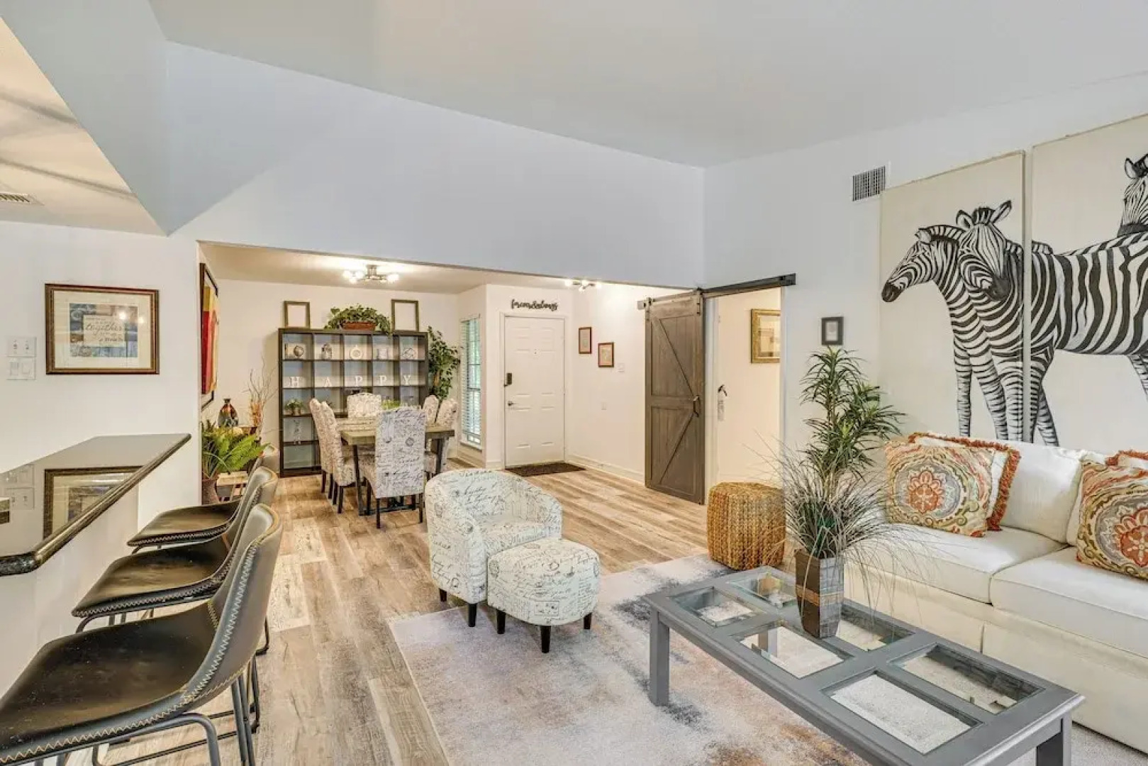 Pet-friendly Spring Home w/ Private Pool & Hot Tub