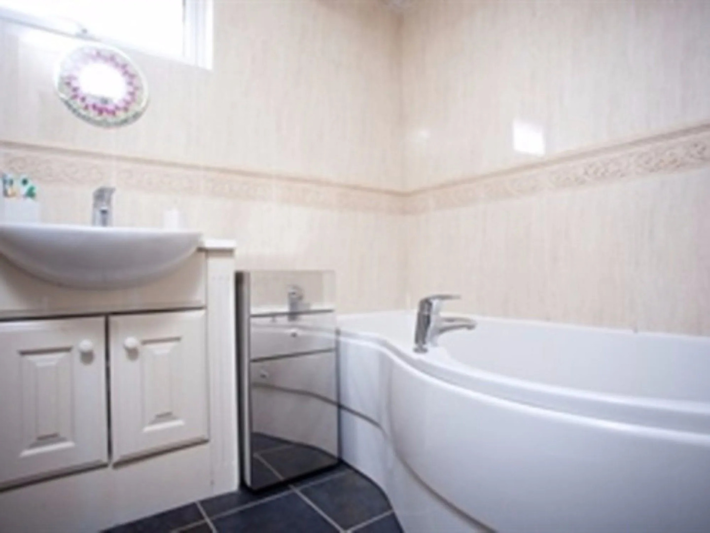 Elements Hotel & Restaurant