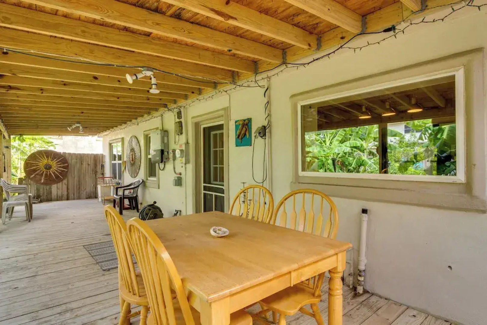 Deck, Fire Pit & Grill: Port Isabel Home!