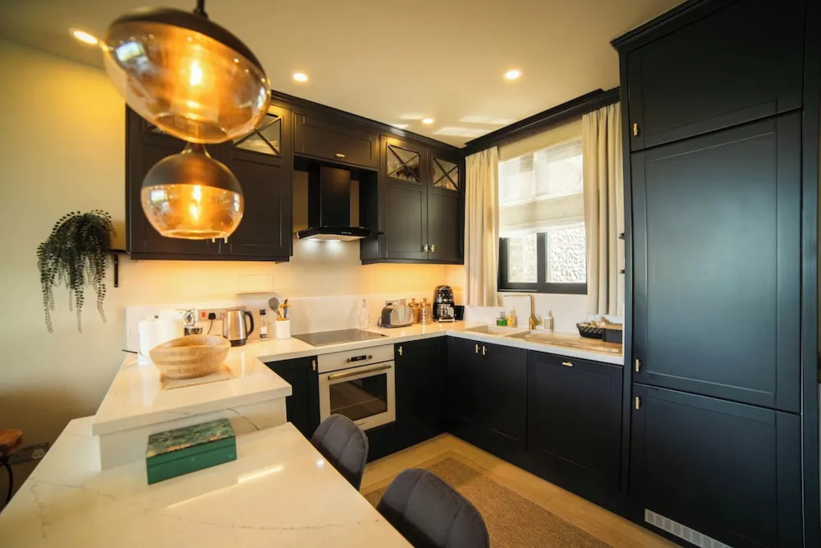 Modern and Cozy Designer Apartment in Relaxing Environment