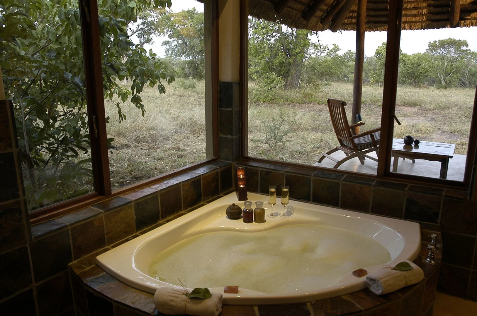Thornybush Jackalberry Lodge