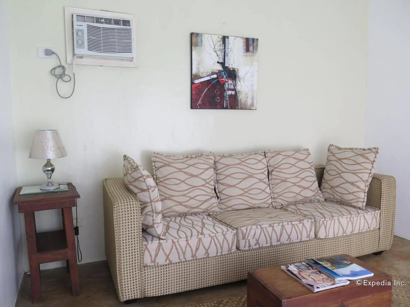 Panglao Palms Apartelle