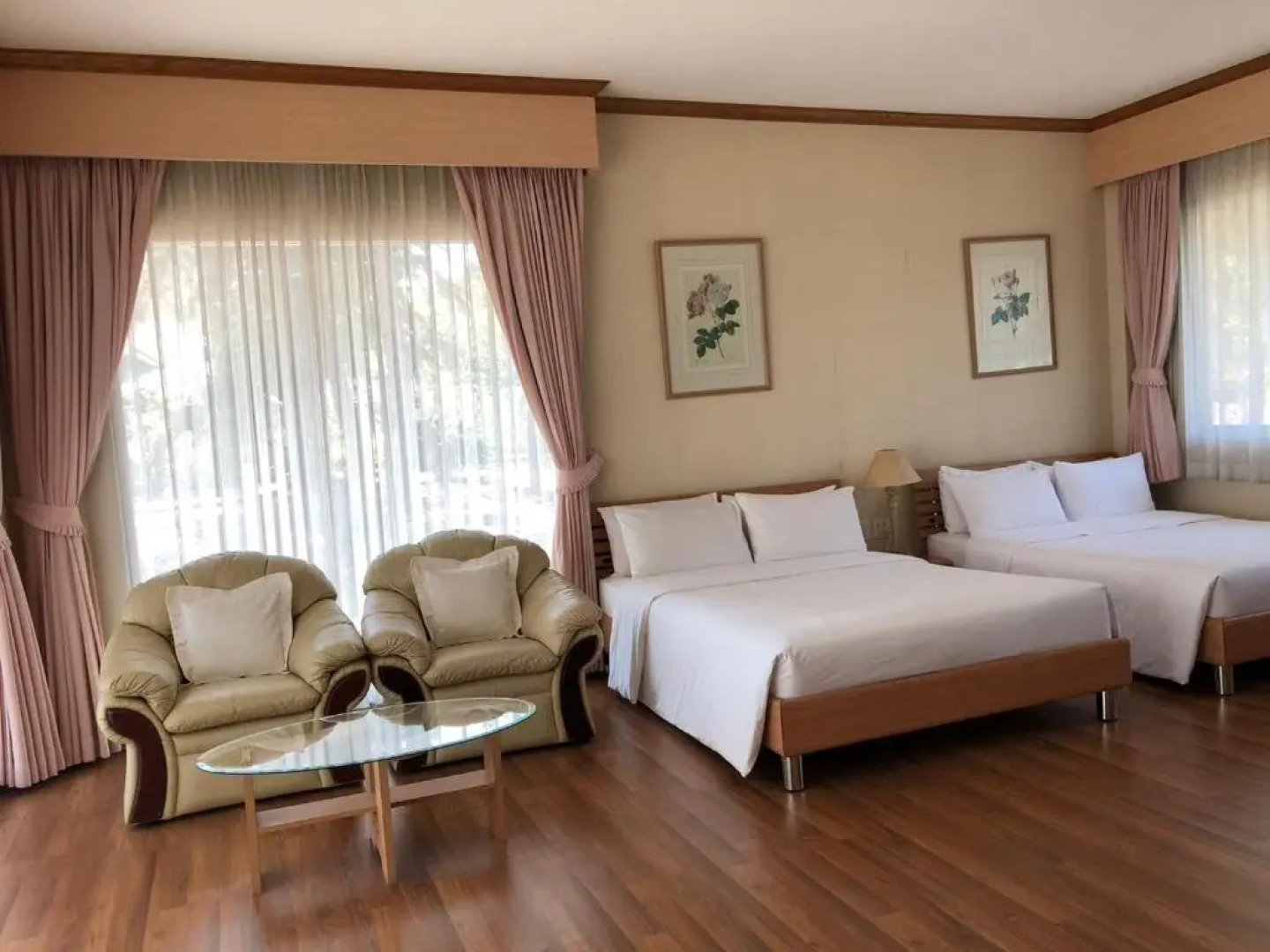 Seapine Beach Golf and Resort Hua Hin