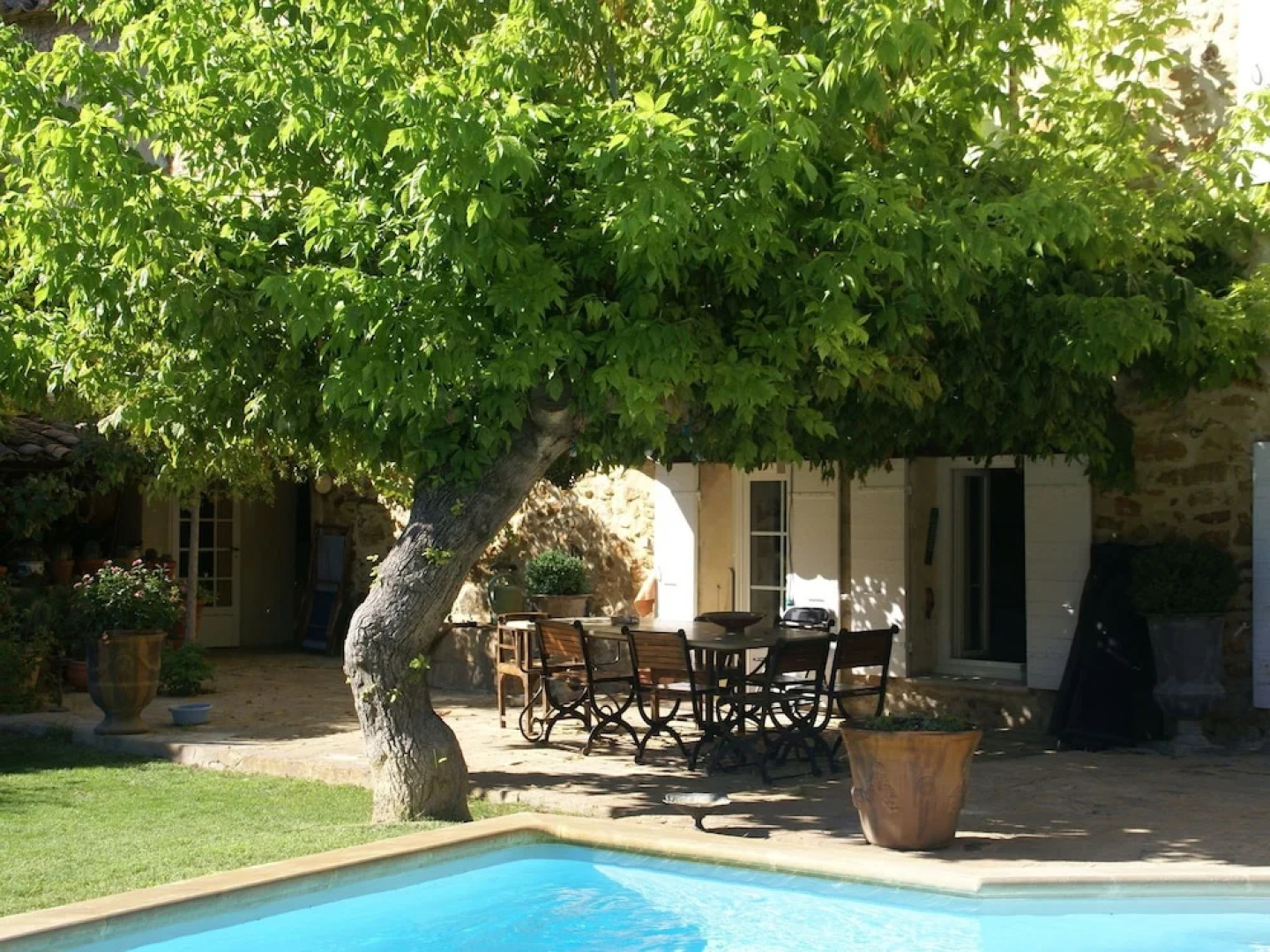 Quaint Holiday Home With Private Pool in Piolenc France