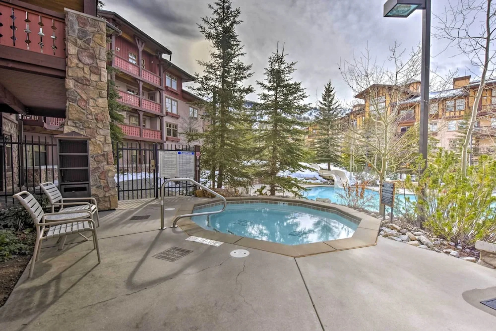 Ski-in/ski-out Solitude Resort Condo w/ Mtn Views!