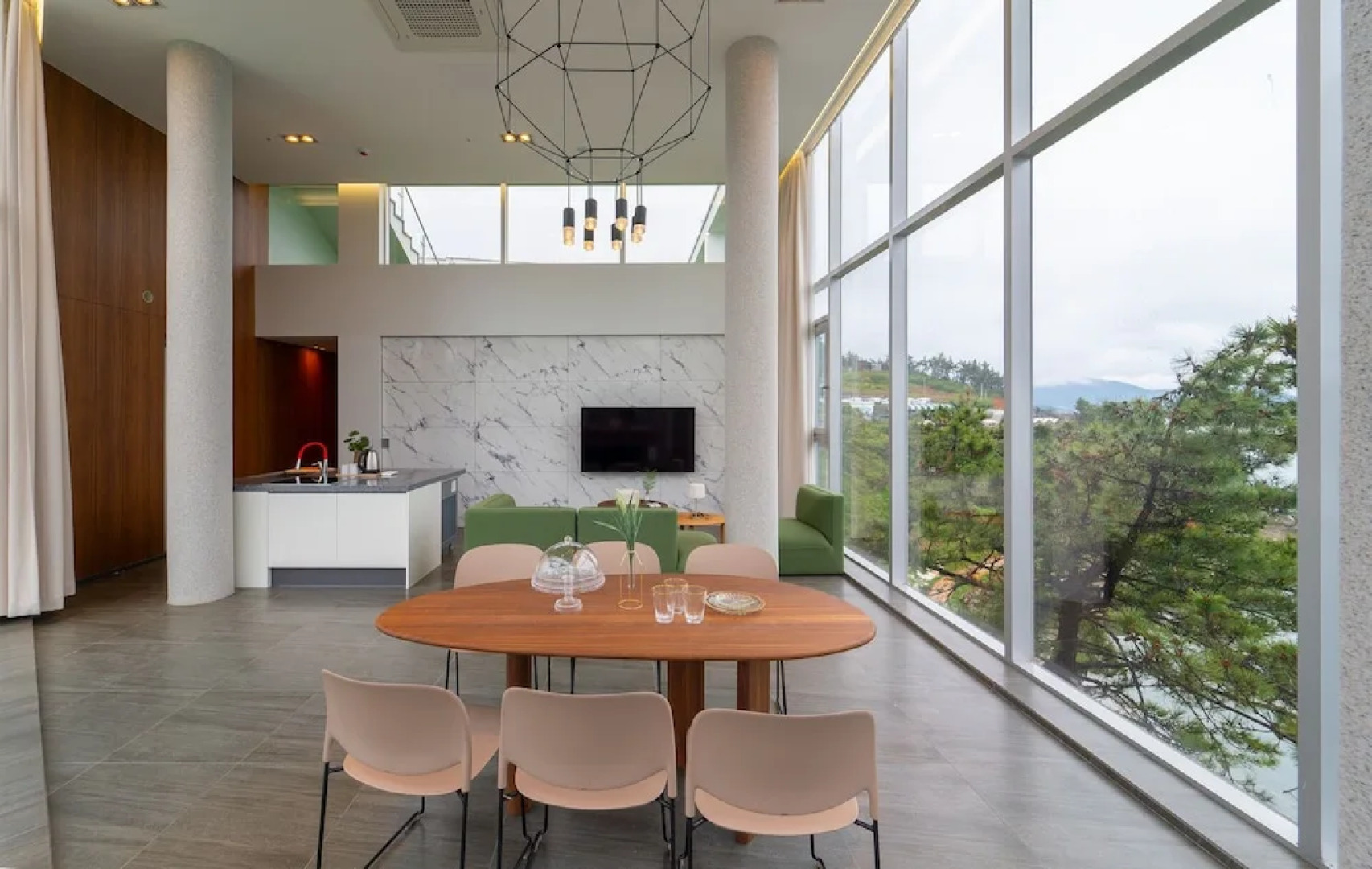 Laterrace Cove Suite