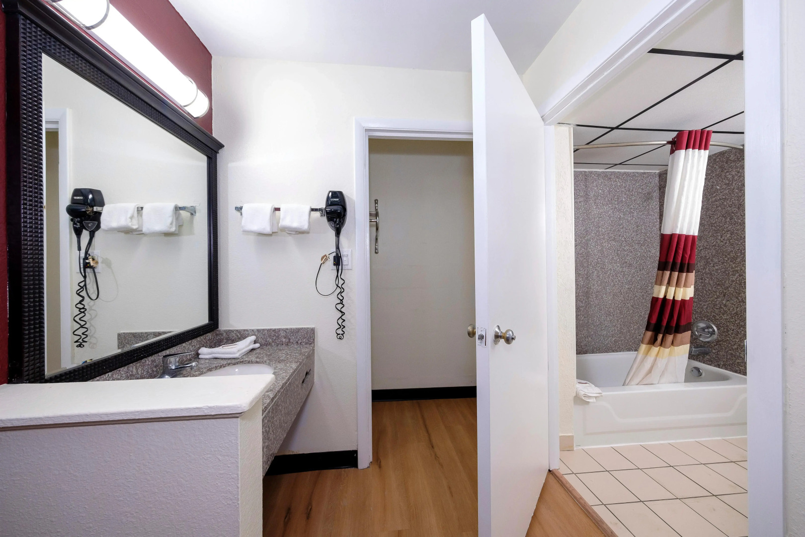 Red Roof Inn Crestview