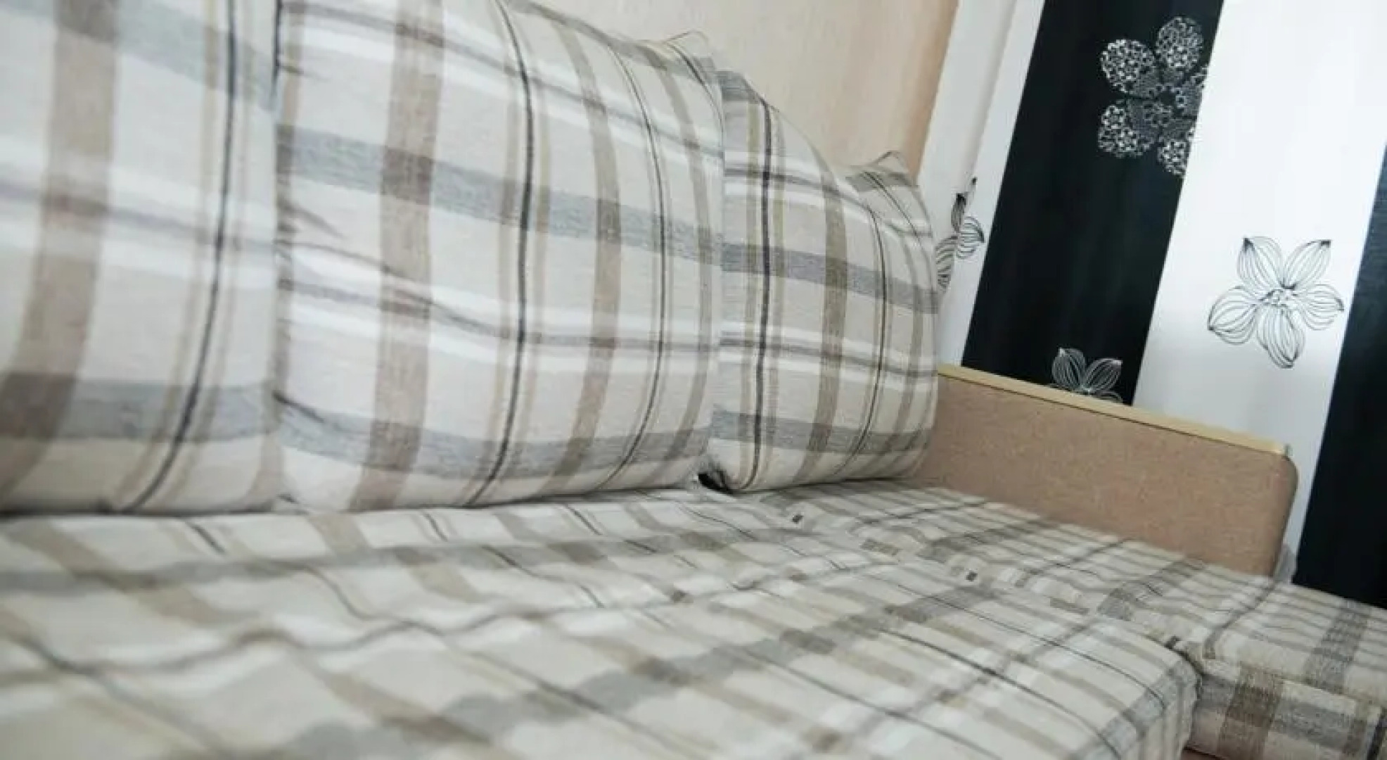 Richhouse on Gogolya 33-1