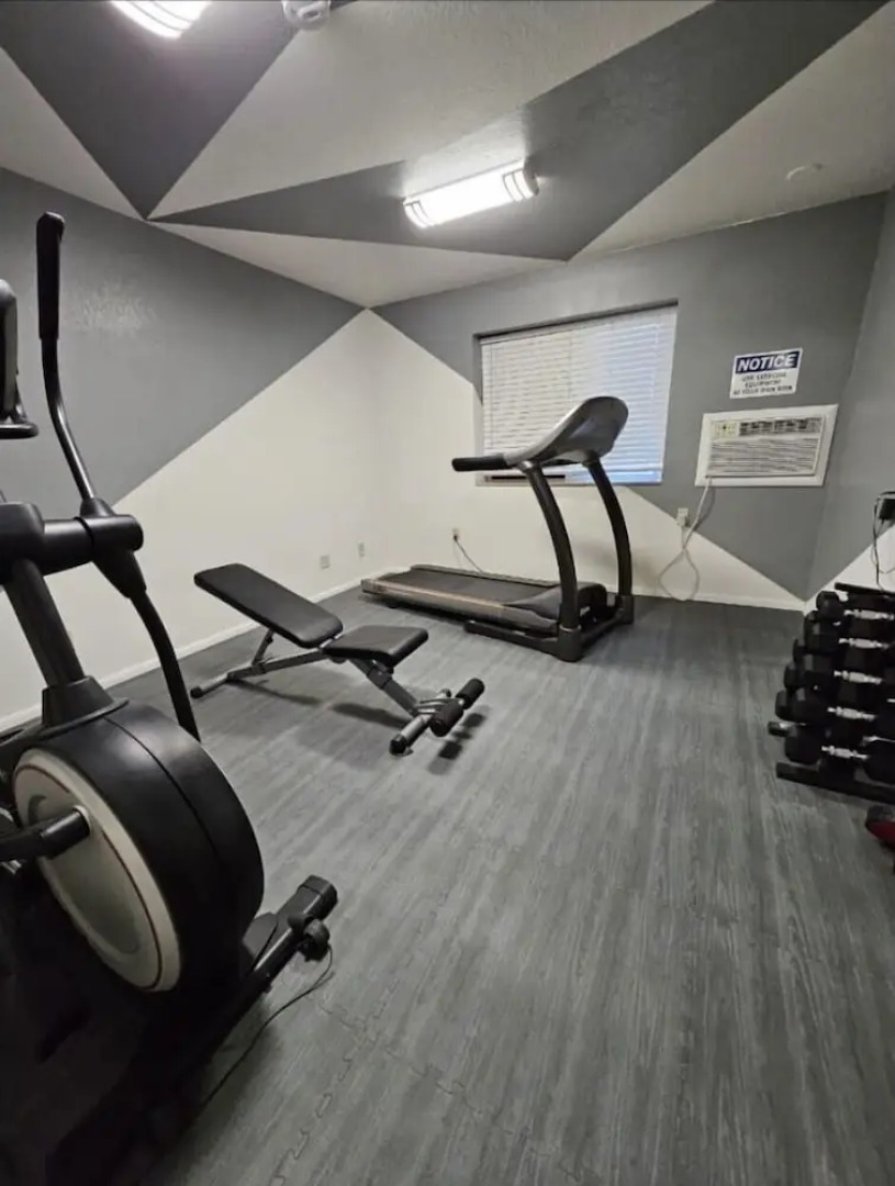 Super 8 By Wyndham Holbrook