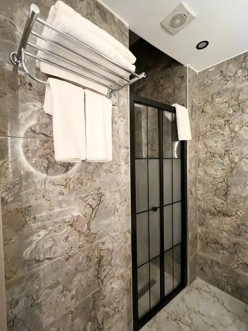 Royal Mass Airport Business Hotel