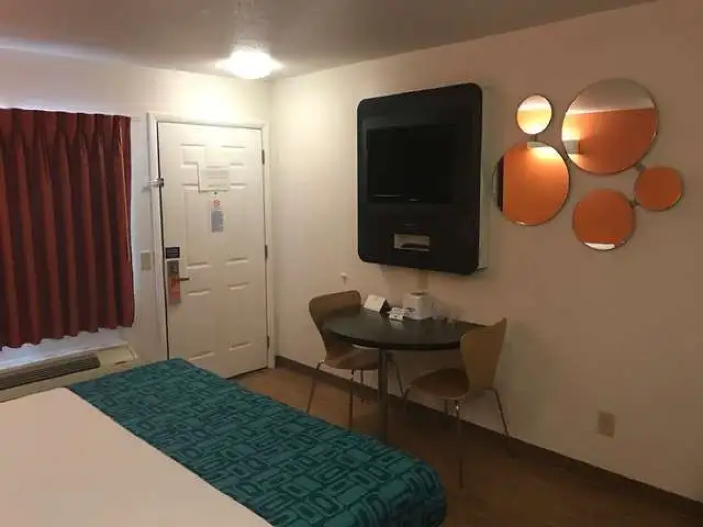 Howard Johnson by Wyndham Lake George