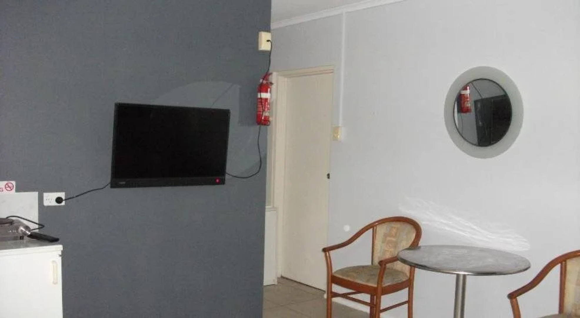 Beerwah Glasshouse Mountains Motel