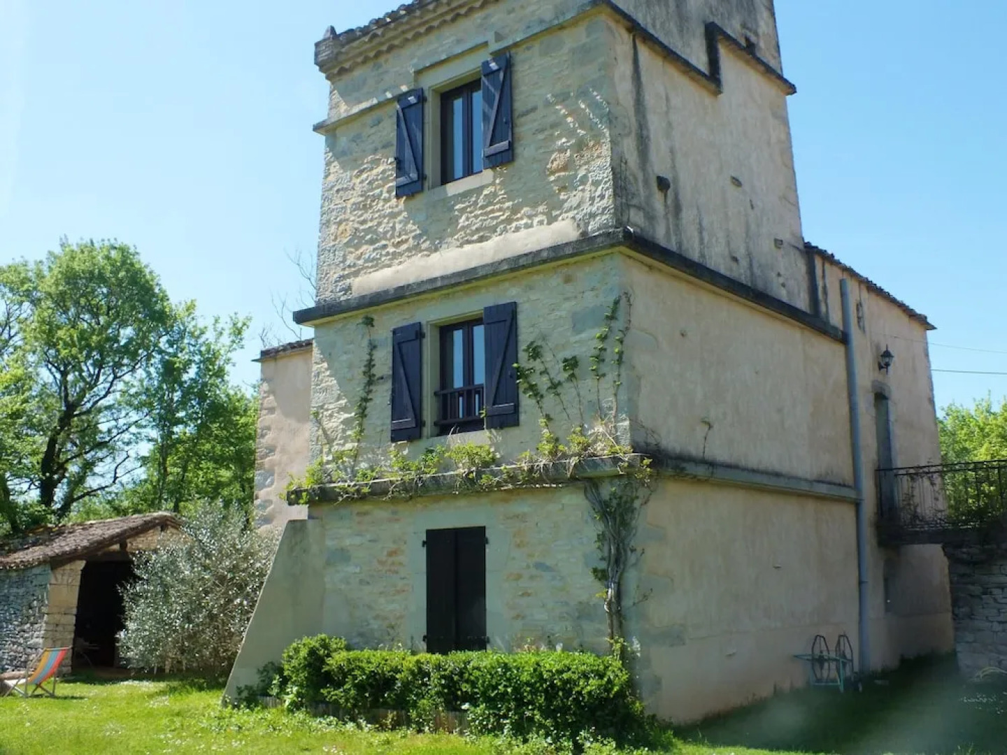 House With 2 Bedrooms in Penne, With Pool Access, Furnished Garden and