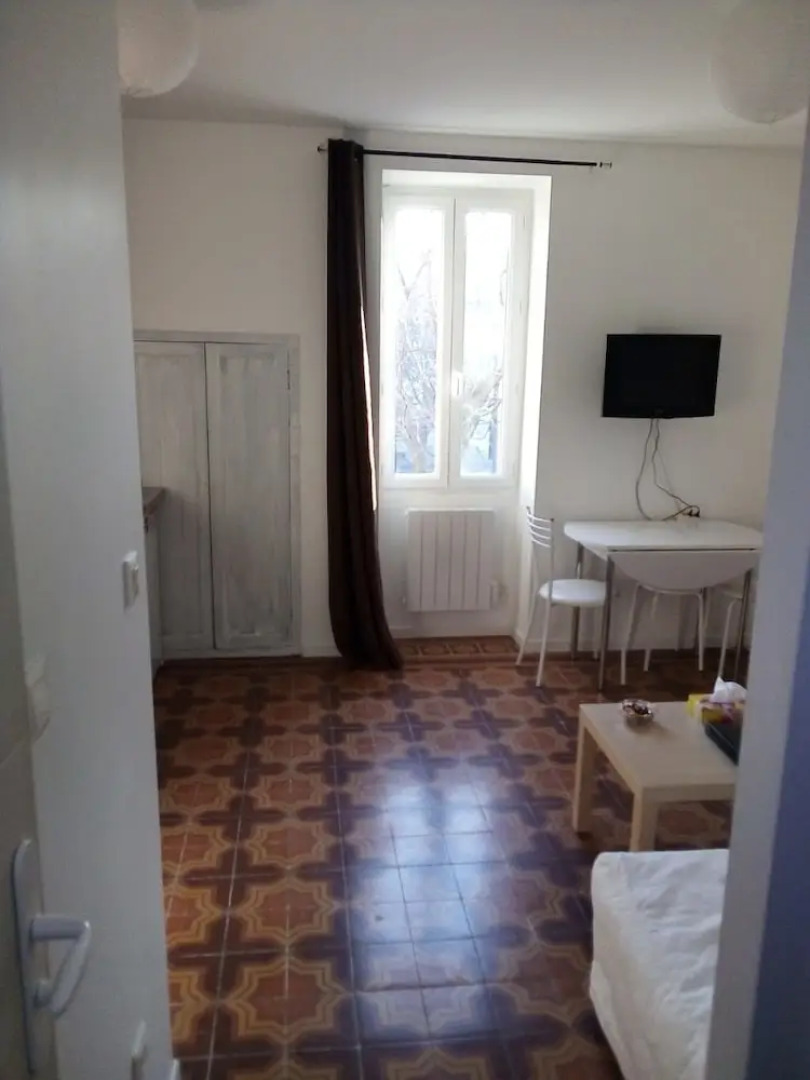 Appartement refait à neuf-Pont St Esprit