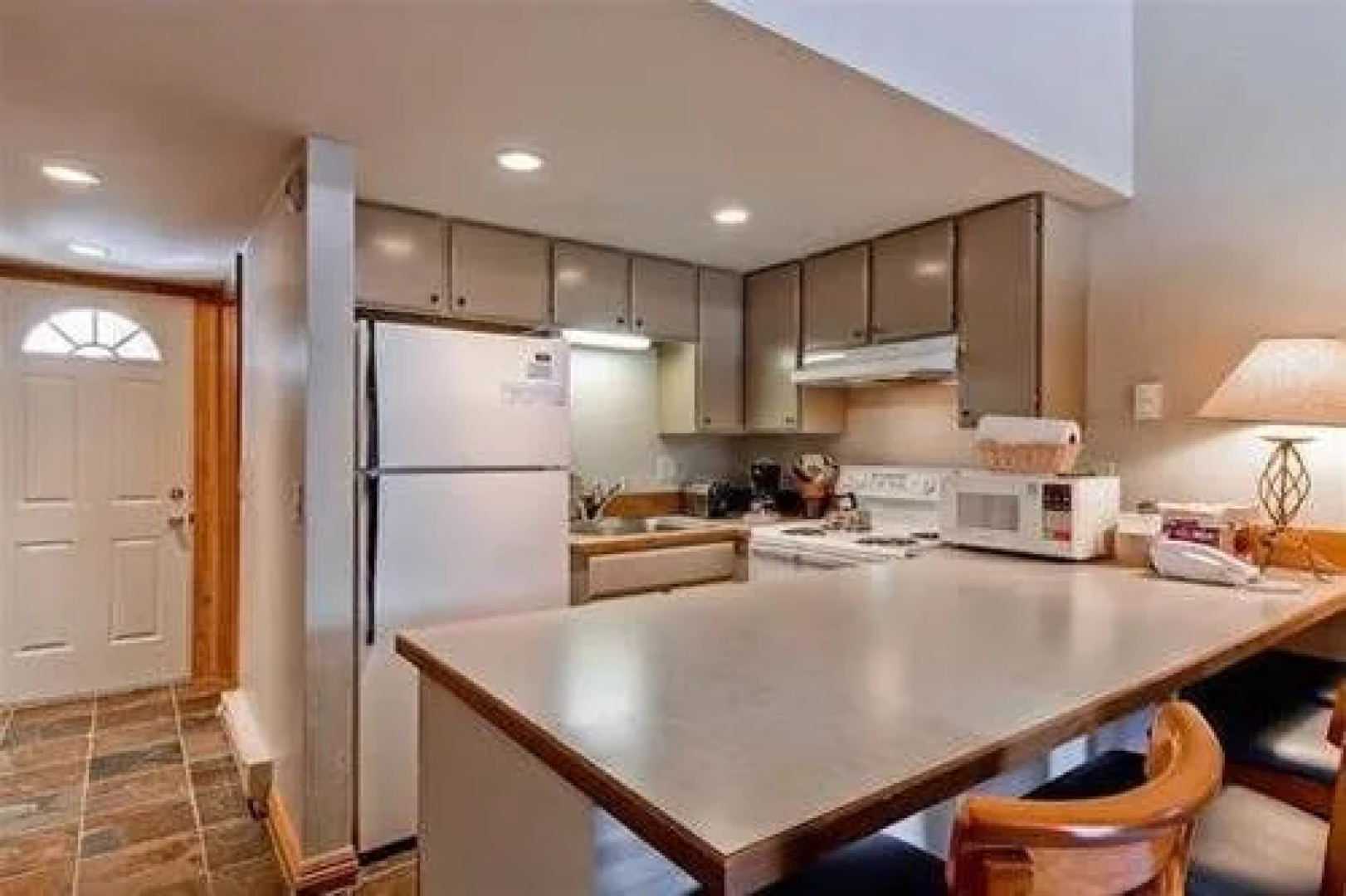 Snowrun in Warm Springs by Alpine Lodging