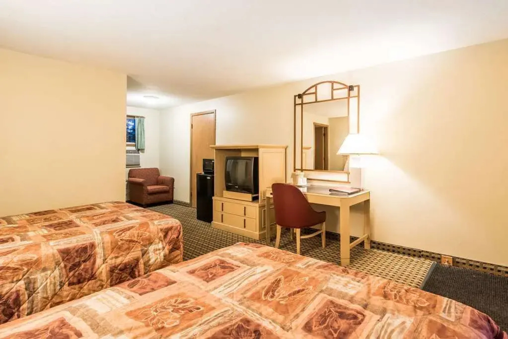 Econo Lodge Inn & Suites Lincoln