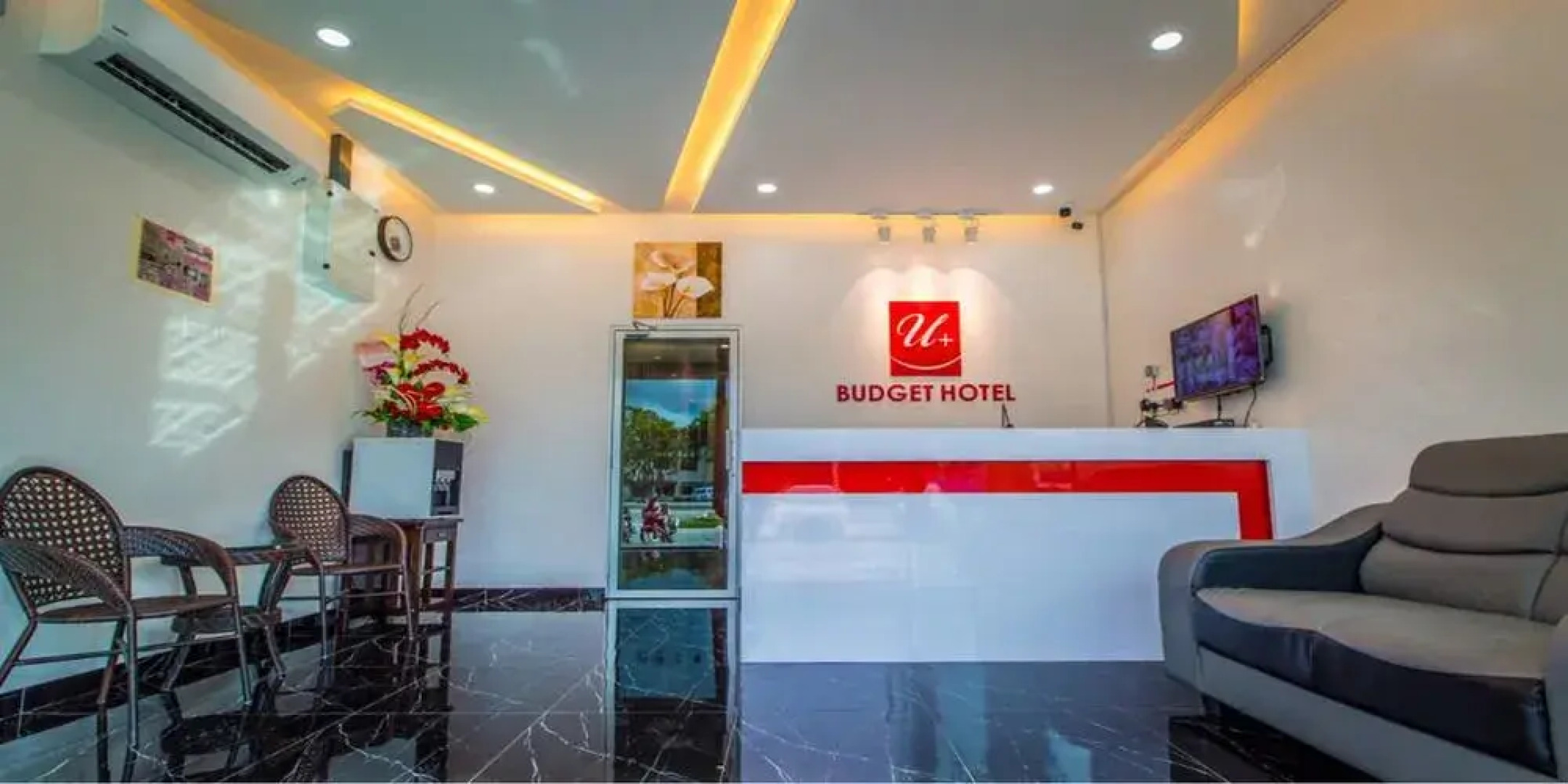 U Plus Budget Hotel