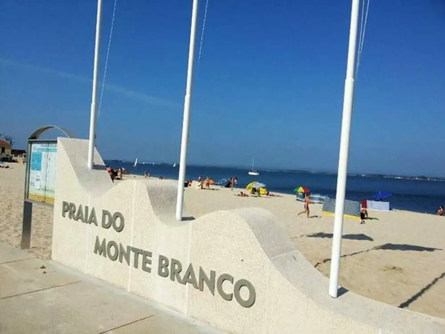 Apartment With 2 Bedrooms in Torreira, With Wonderful Lake View and Furnished Terrace Near the Beach