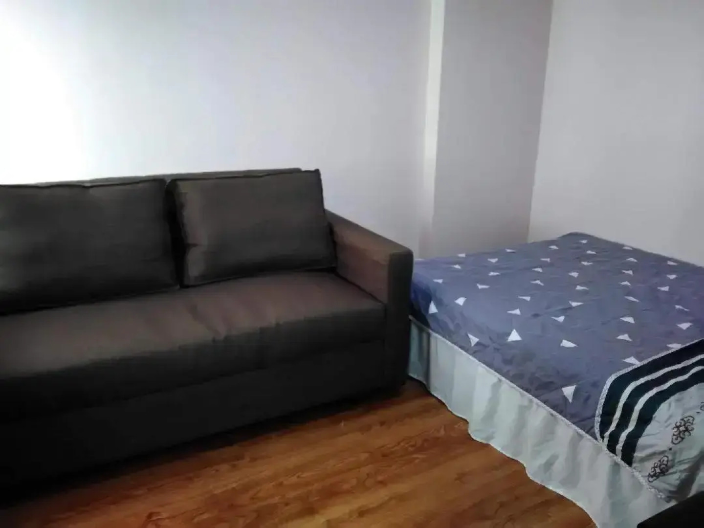 Affordable 2 BR 2 BA w/ Skycable, Netflix, & Amazon Prime