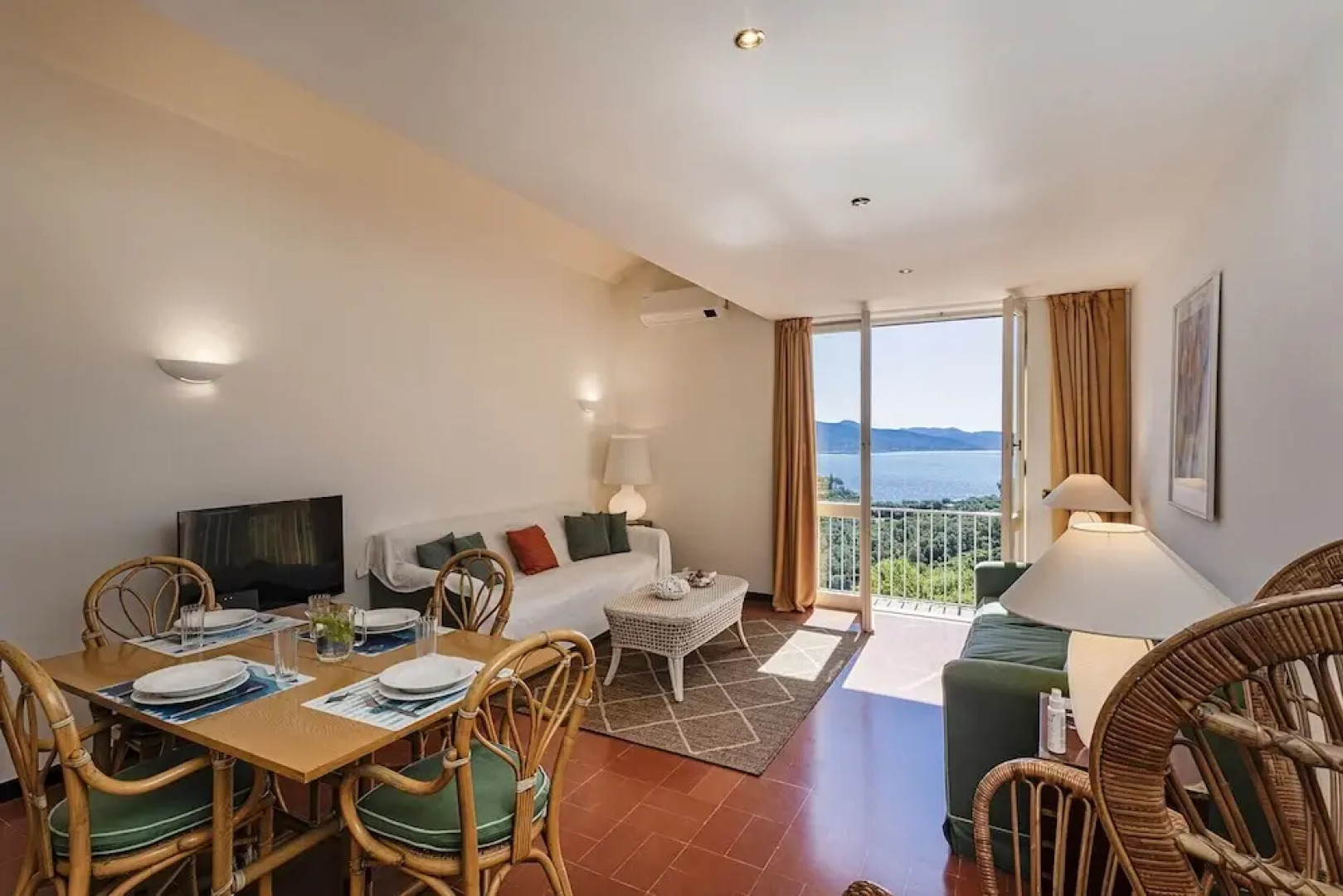 Orizzonte Blu With Terrace by Wonderful Italy