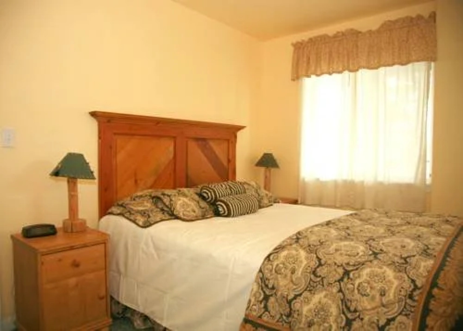 Bay Point On The Lake