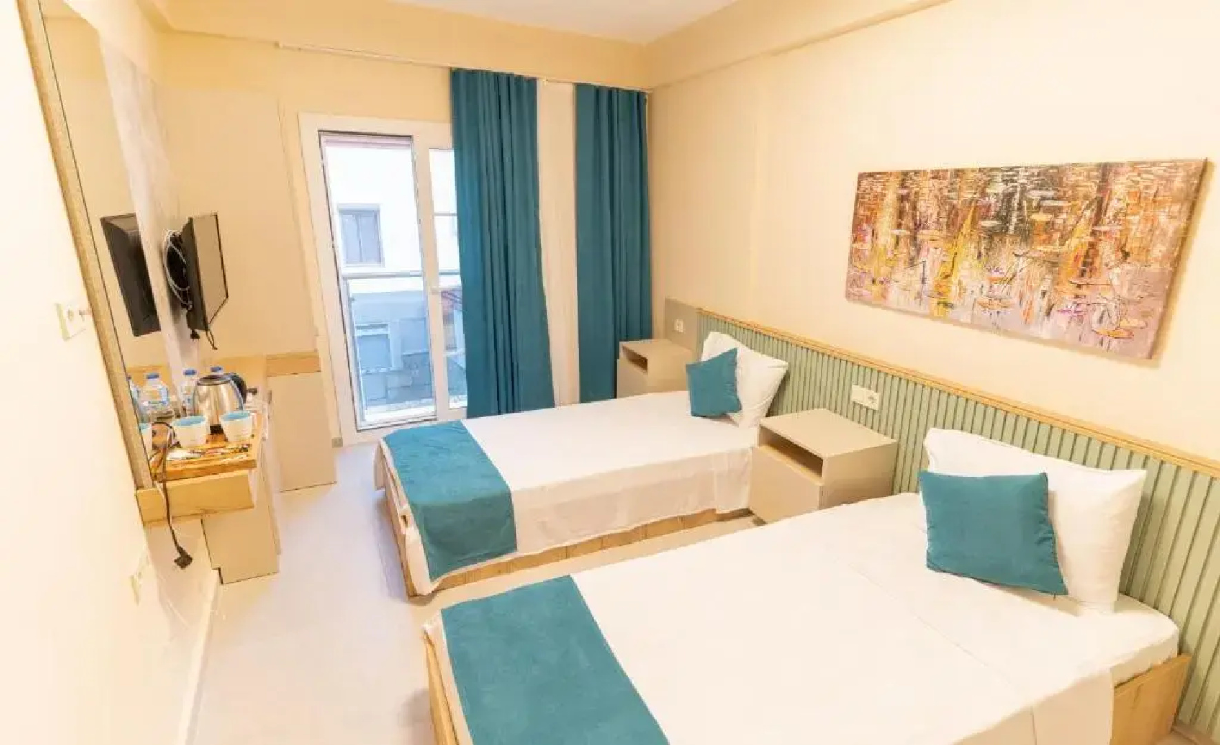 Levant Hotel & Apart