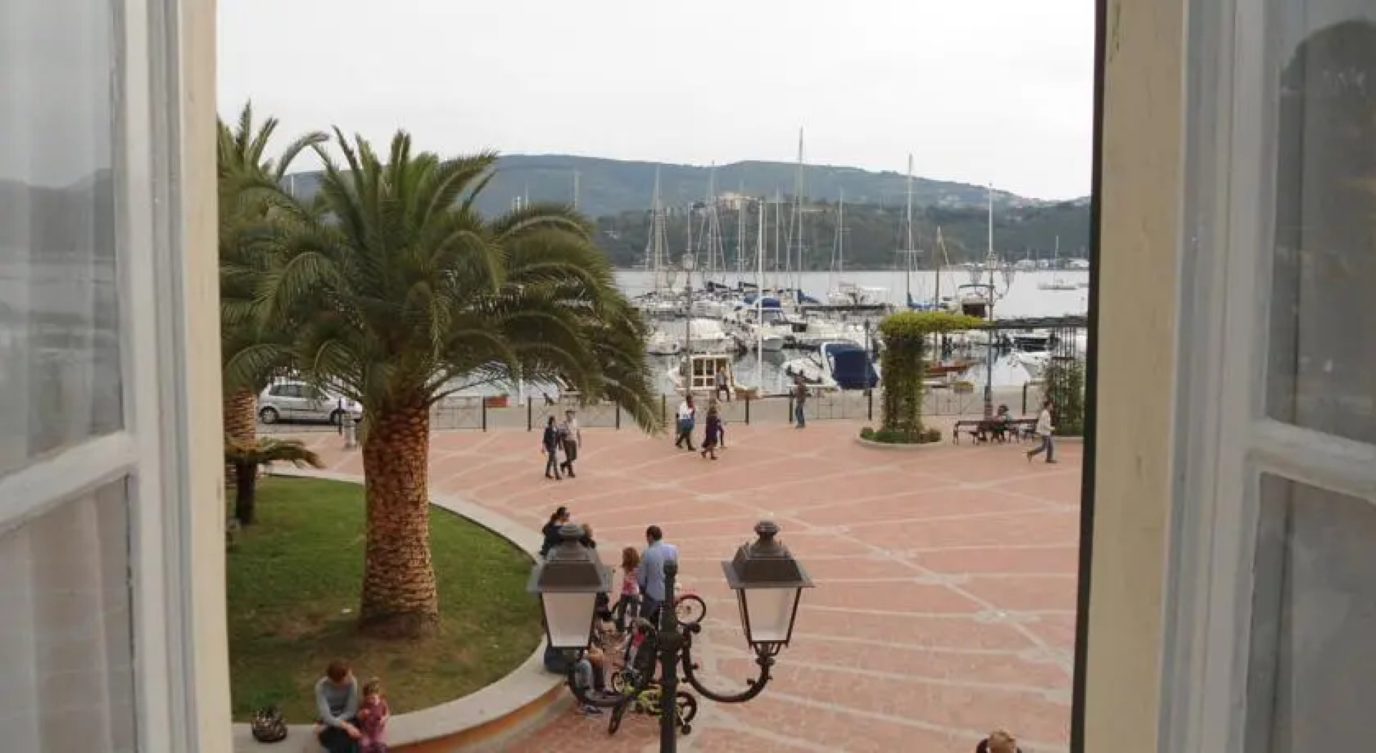 Isola dElba: appartamento 6 posti letto con giardino