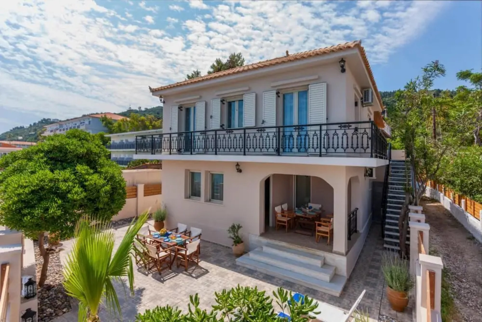 Villa Elizabeth - Seafront Modern Villa - Villa Elizabeth - Seafront Classic Villa