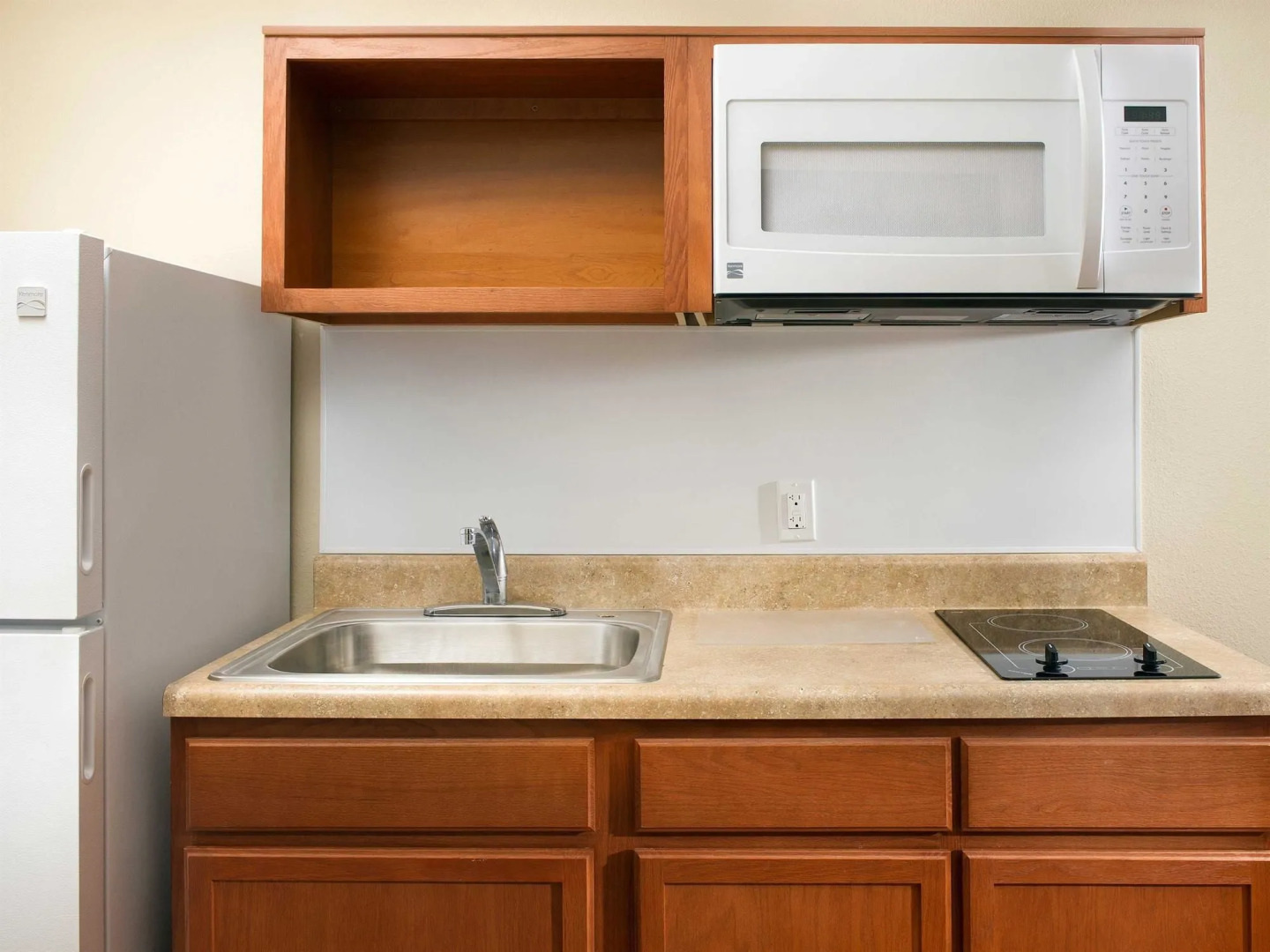 WoodSpring Suites Chicago Romeoville