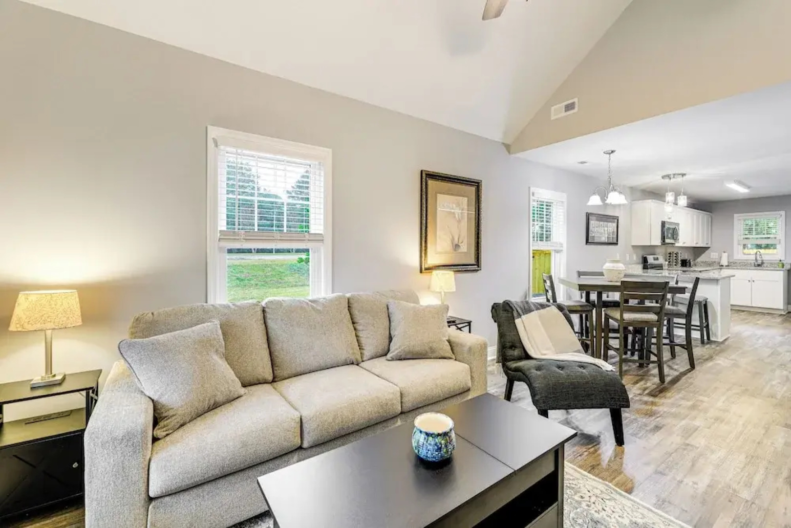 3 Mi to Dtwn: Home w/ Patio & Grill in New Bern