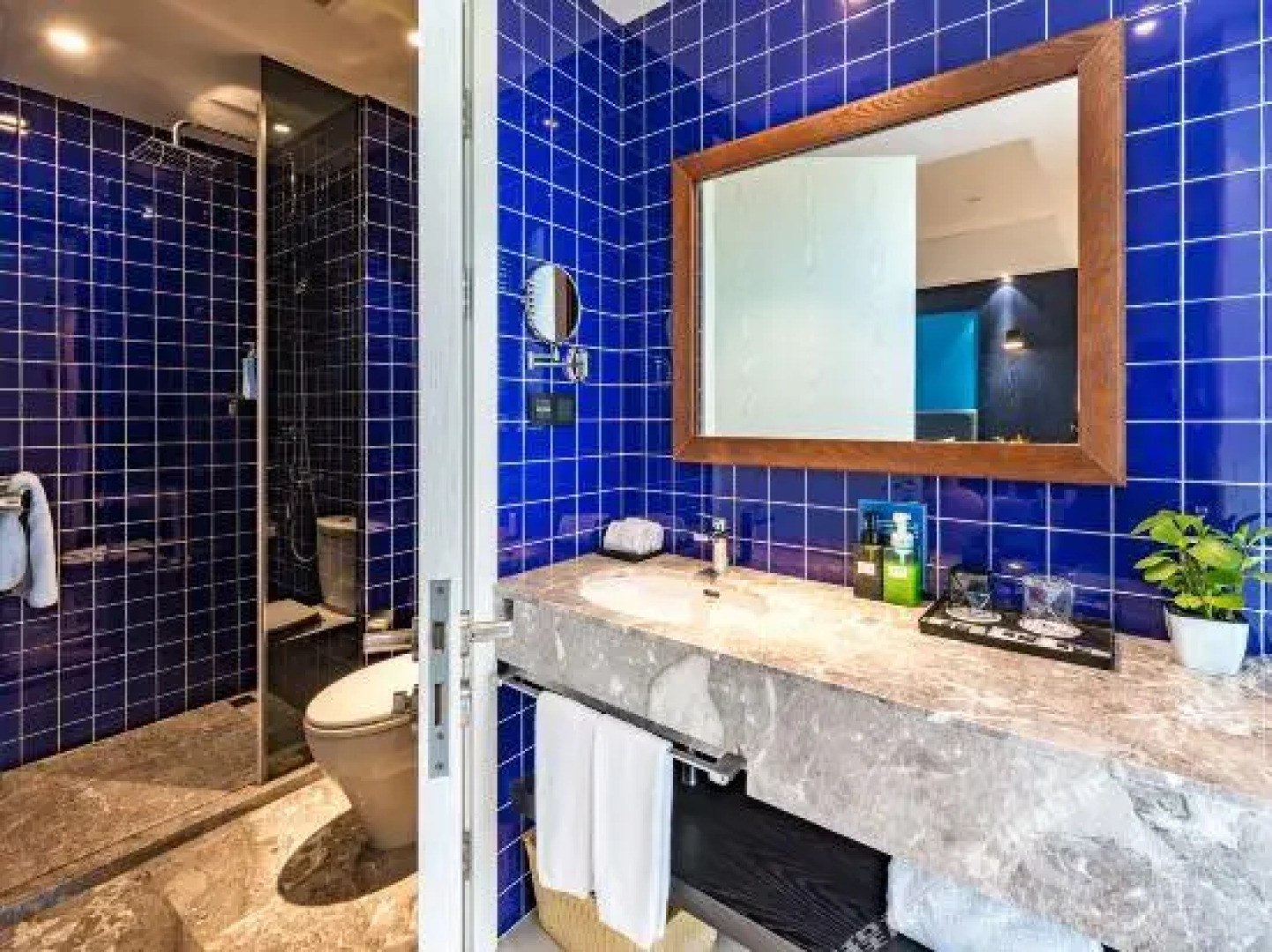 Rezen Retreat City Qiyu