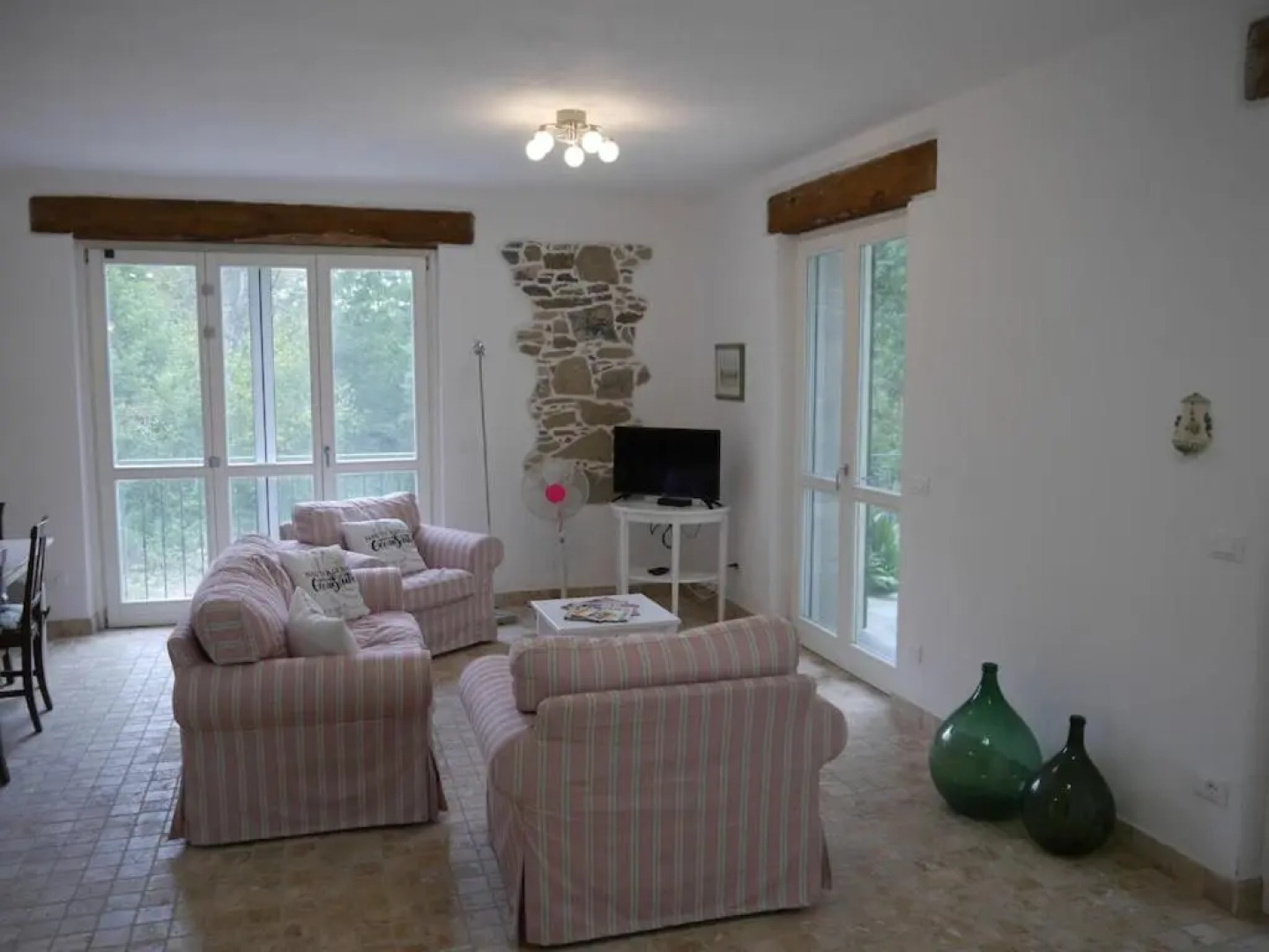 Top Rustico Borgata Roggio auf 16.480 qm Grundstück